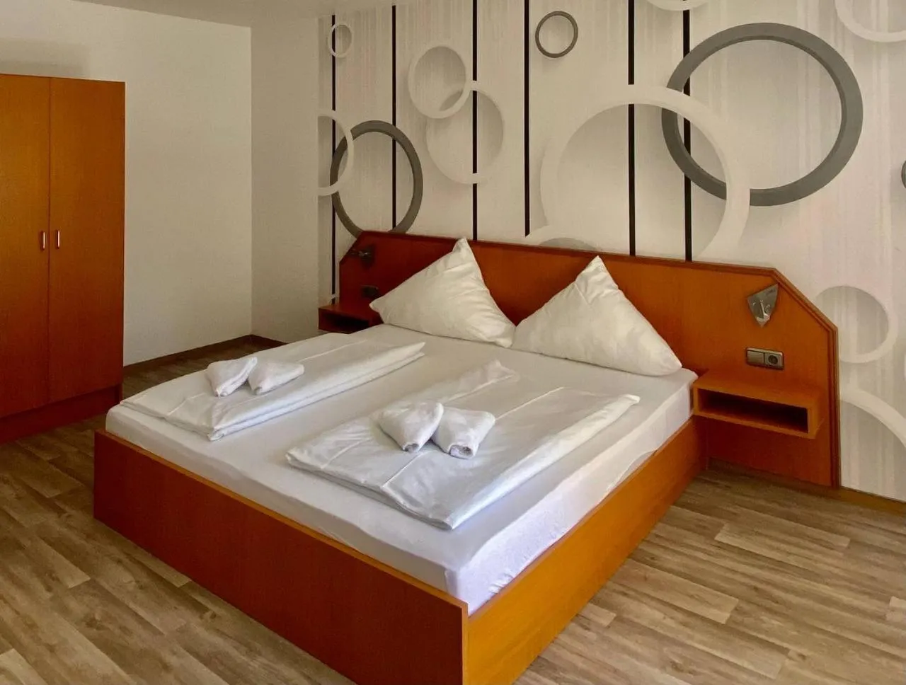 Bed in Hotel Krone Riesling