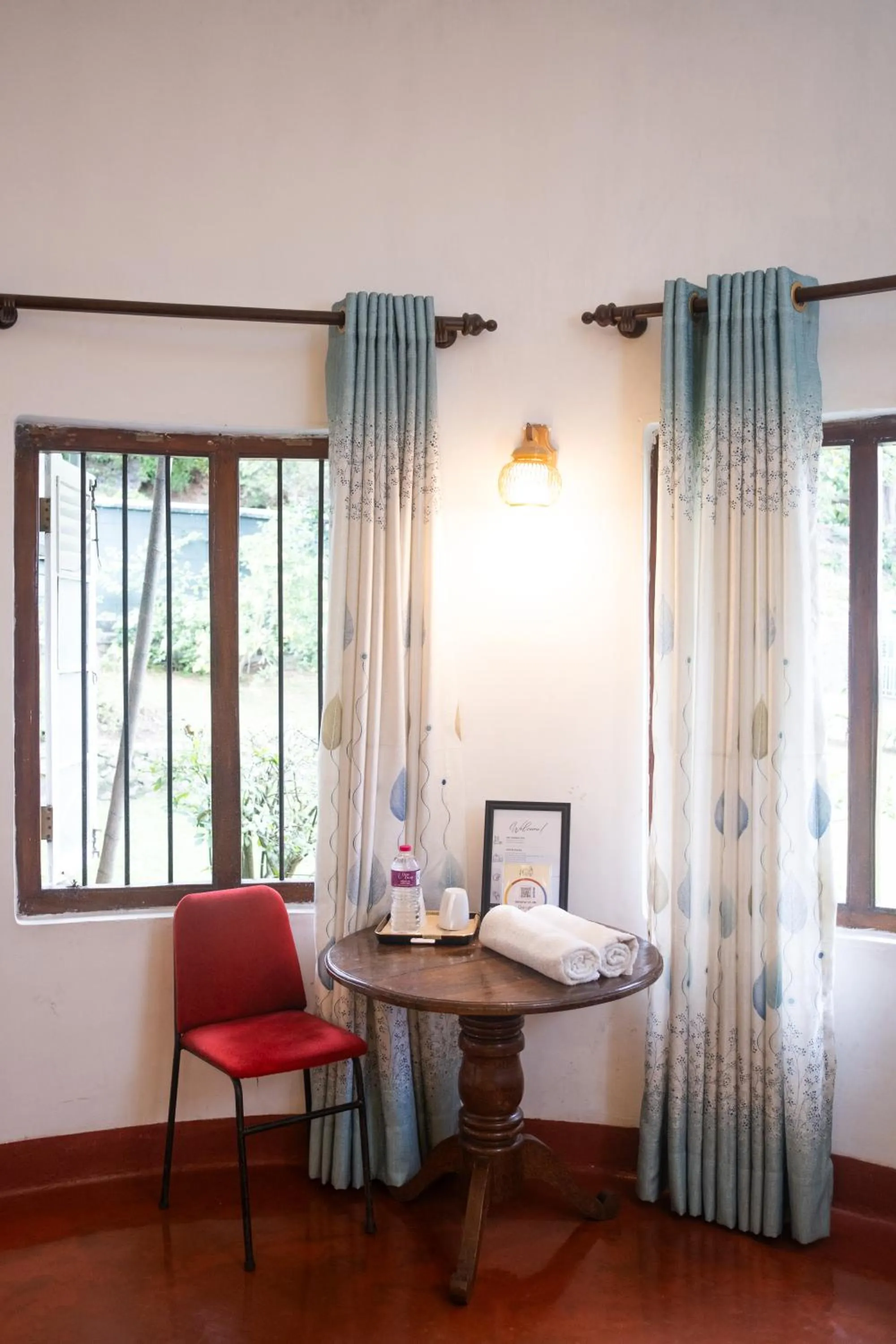 Bed in Fortuna Heritage Home