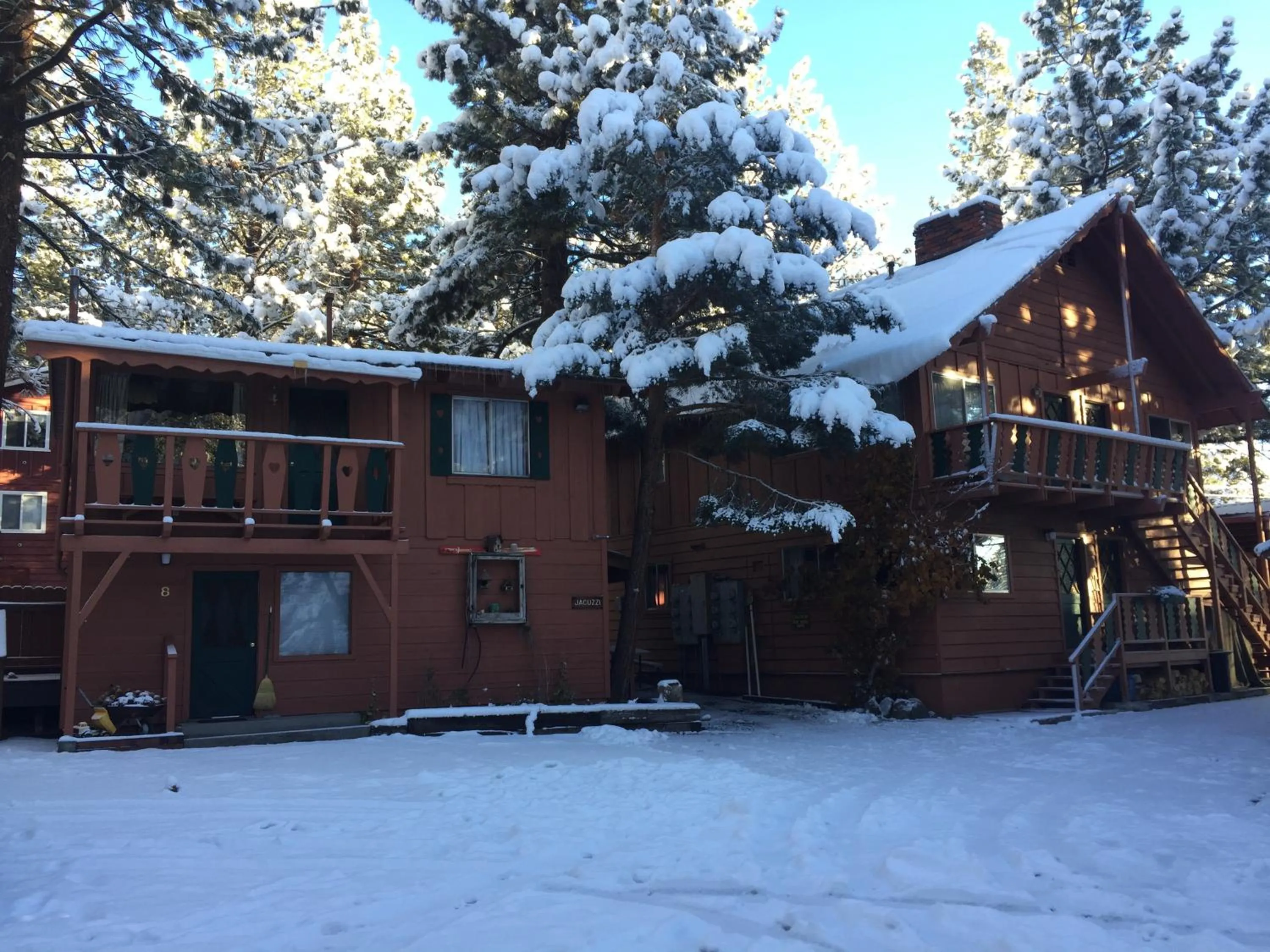 Street view in Edelweiss Lodge