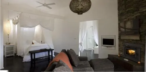 TV and multimedia, Bed in Blue Cliffs Retreat