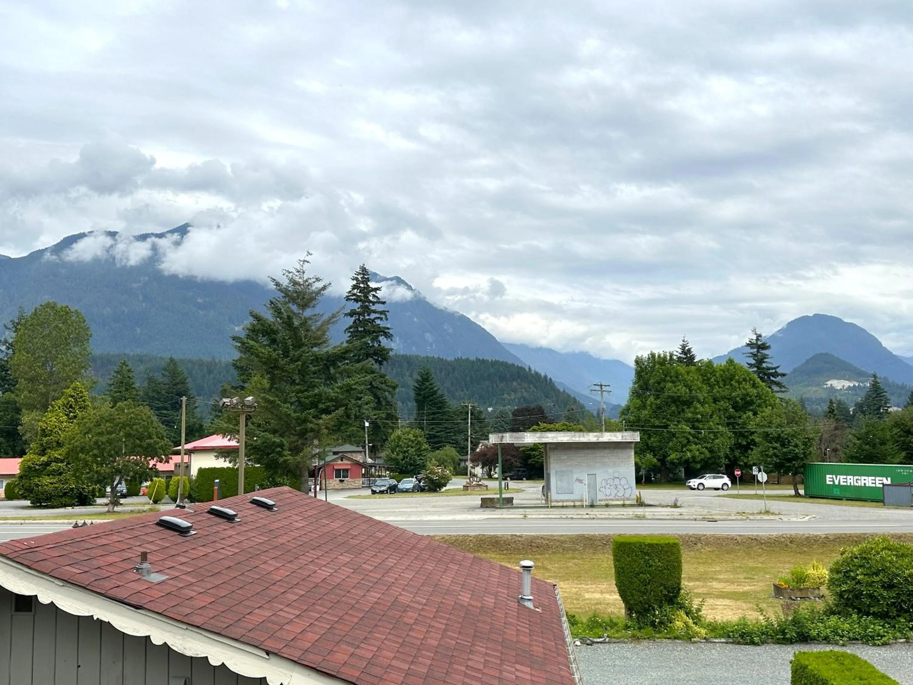 Richca Chalets Resort