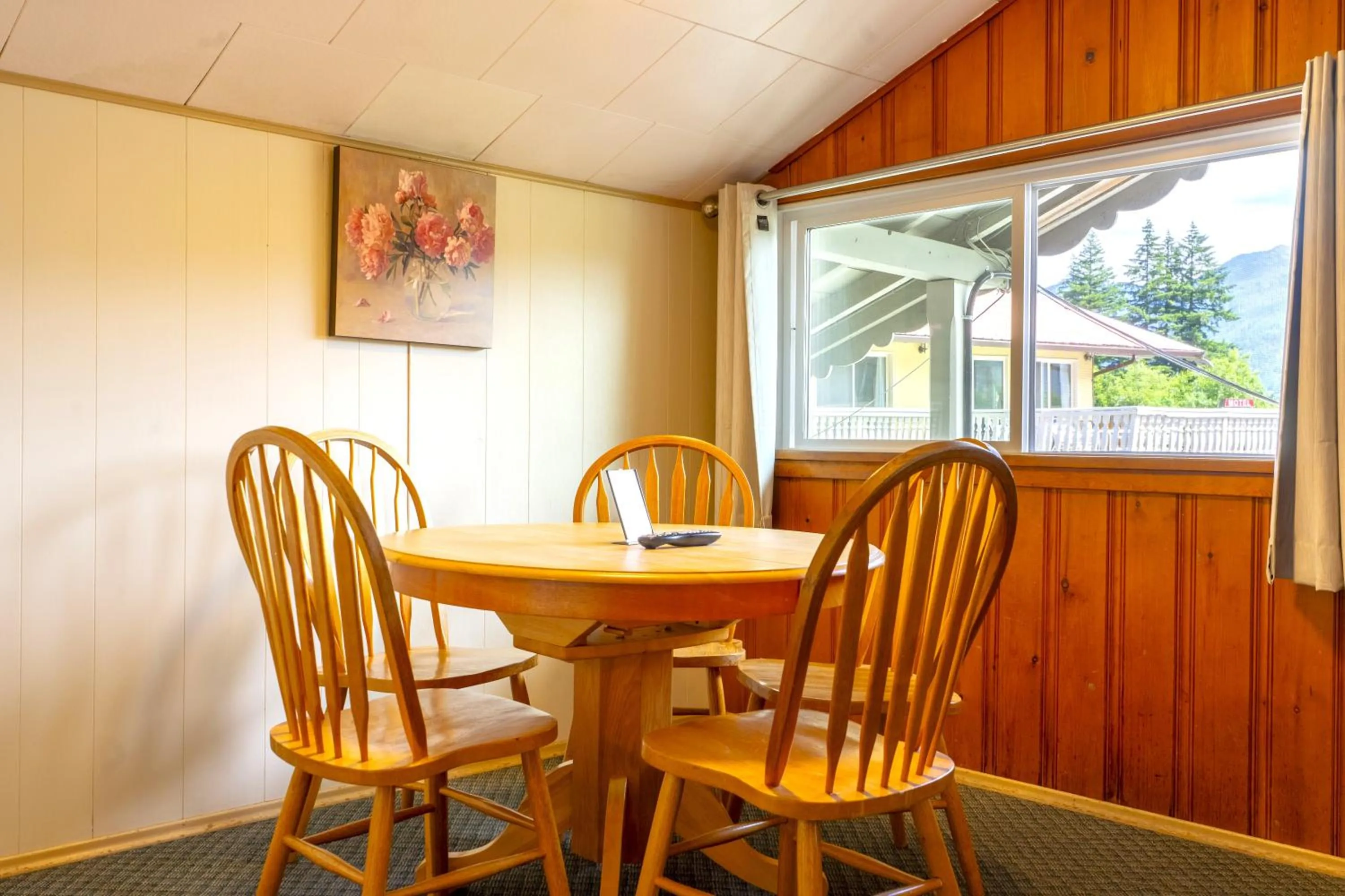 Richca Chalets Resort