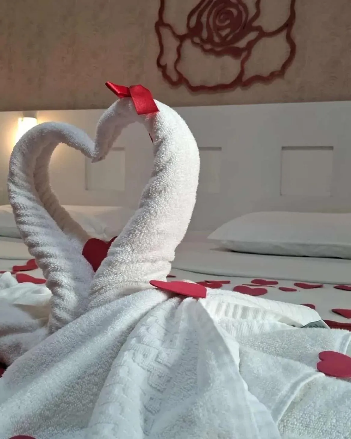 Decorative detail, Bed in Pousada Pérola Dourada