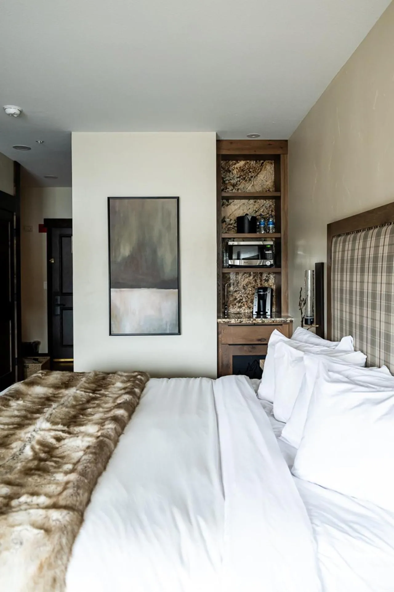 Bed in The Estes Park Resort