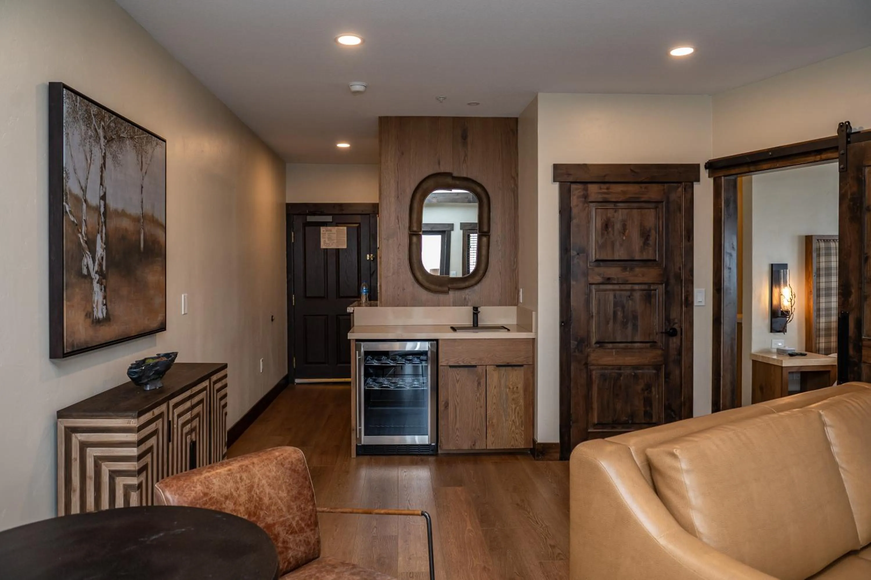 Photo of the whole room in The Estes Park Resort