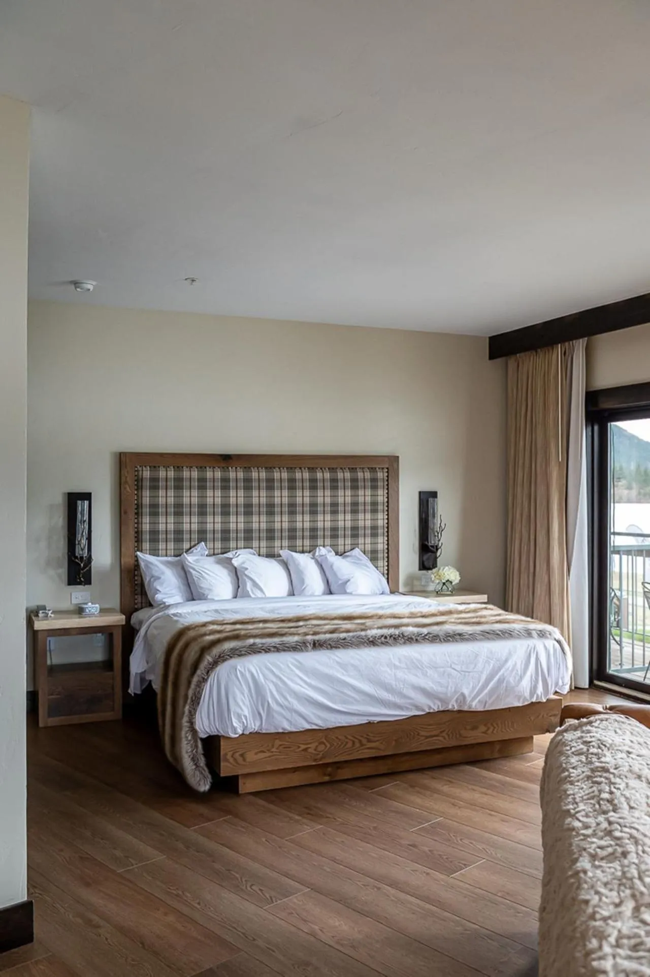 Bed in The Estes Park Resort