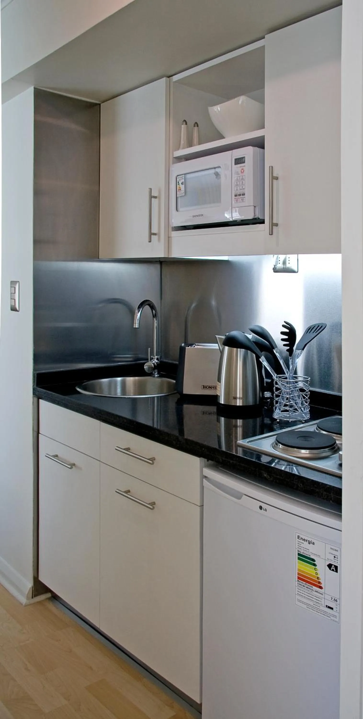 Kitchen or kitchenette in Heidelberg Haus Apart Hotel