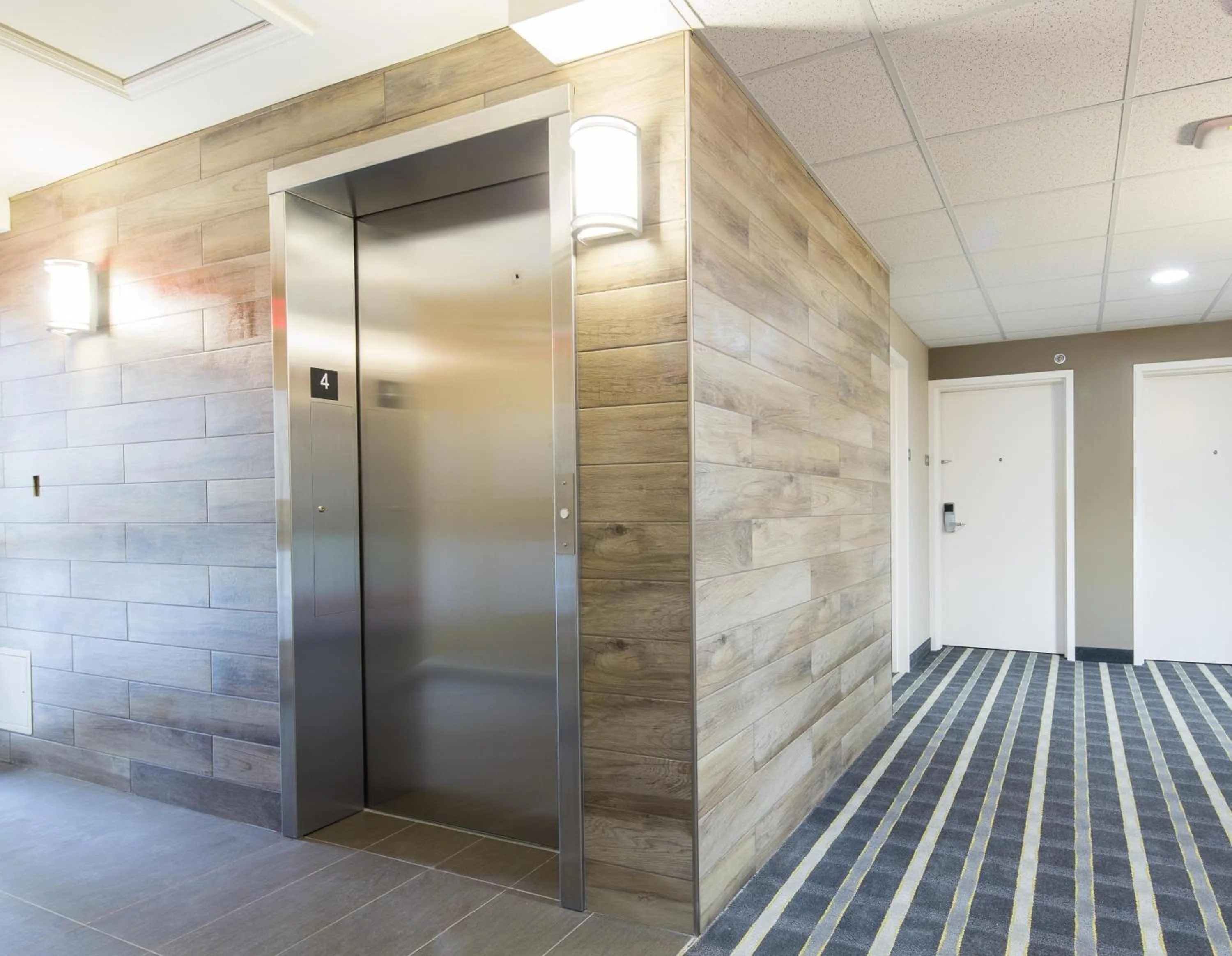 Other in Super 8 by Wyndham Mont Laurier