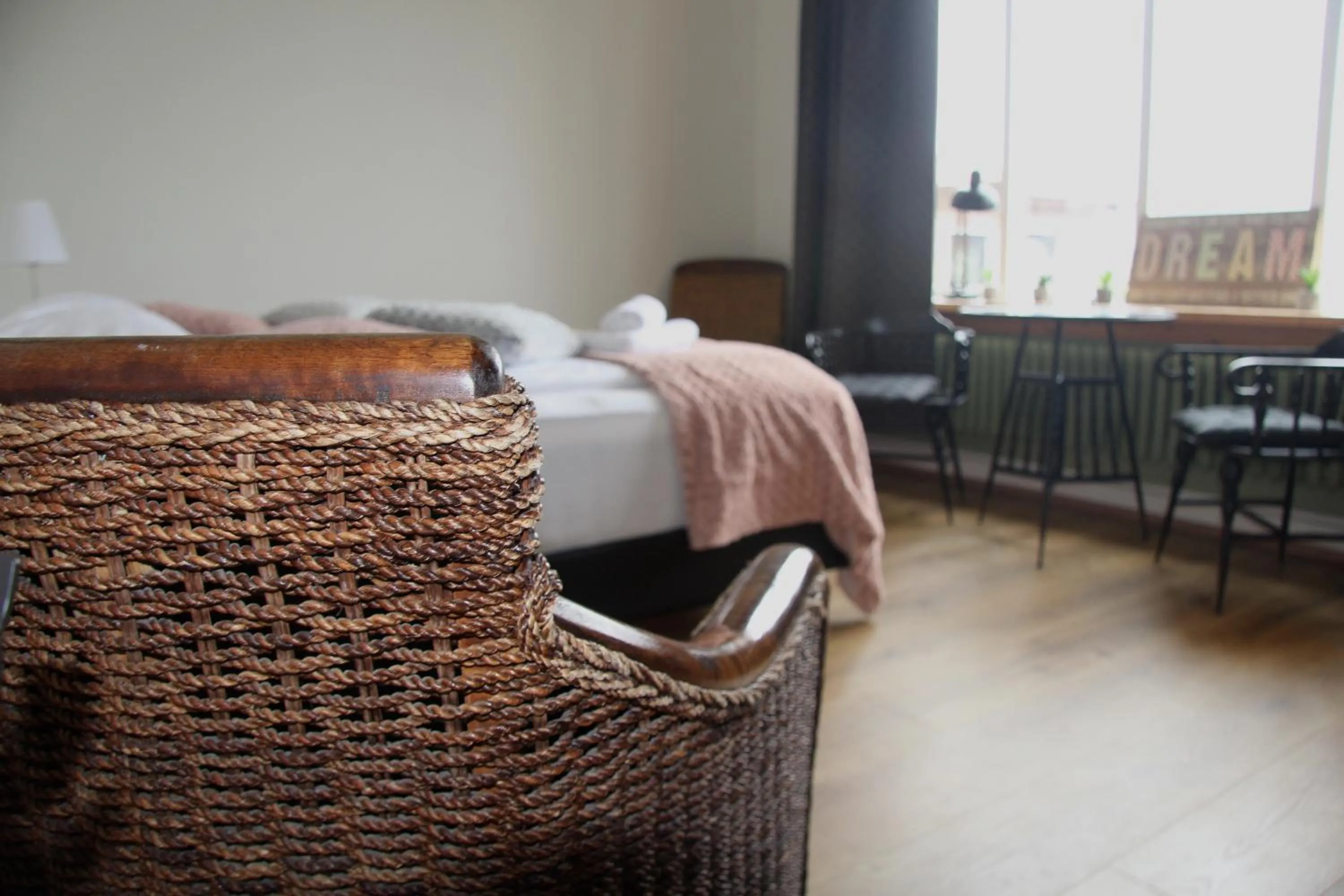 Decorative detail, Bed in Private and peaceful one bedroom apartments