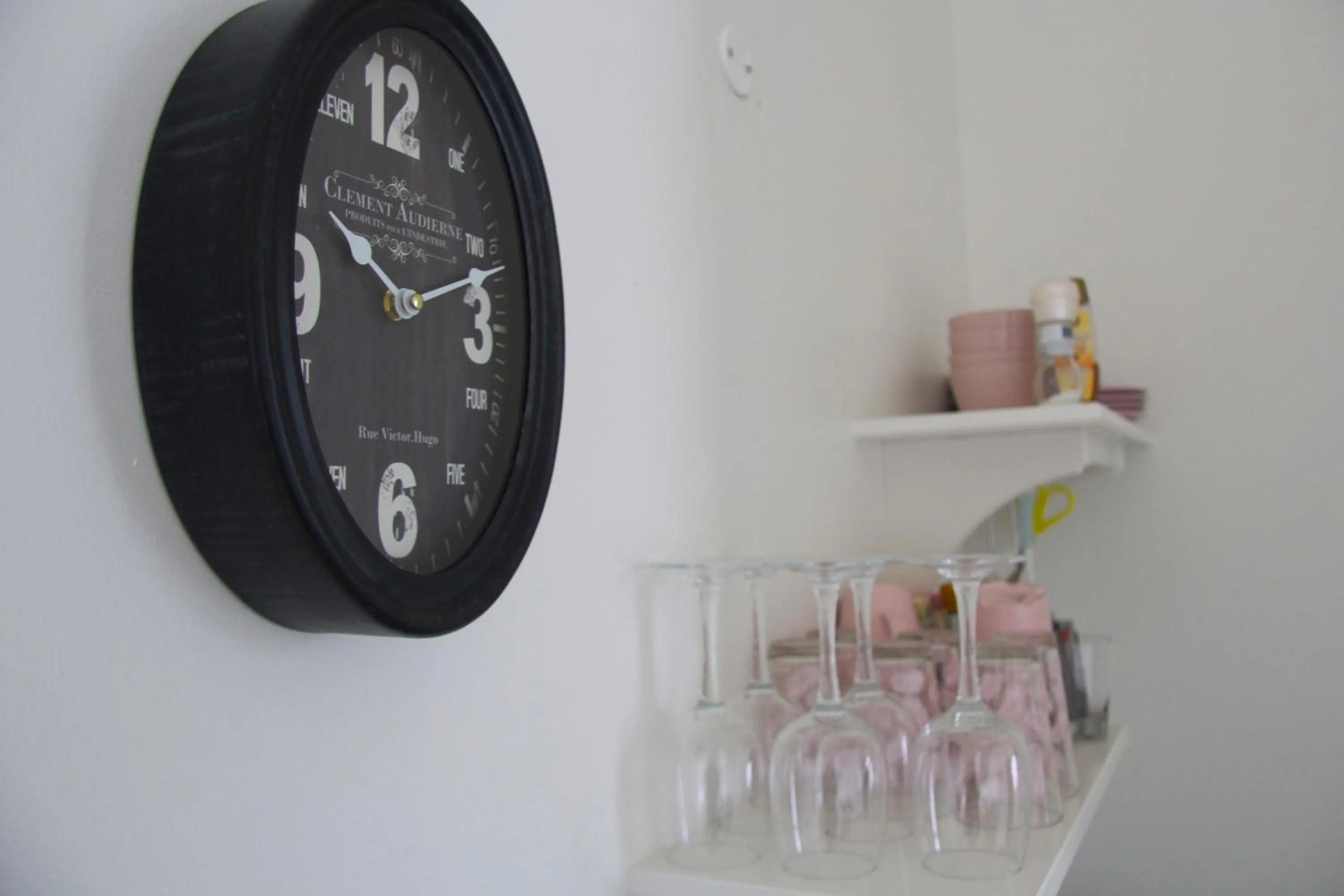 Kitchen or kitchenette in Private and peaceful one bedroom apartments