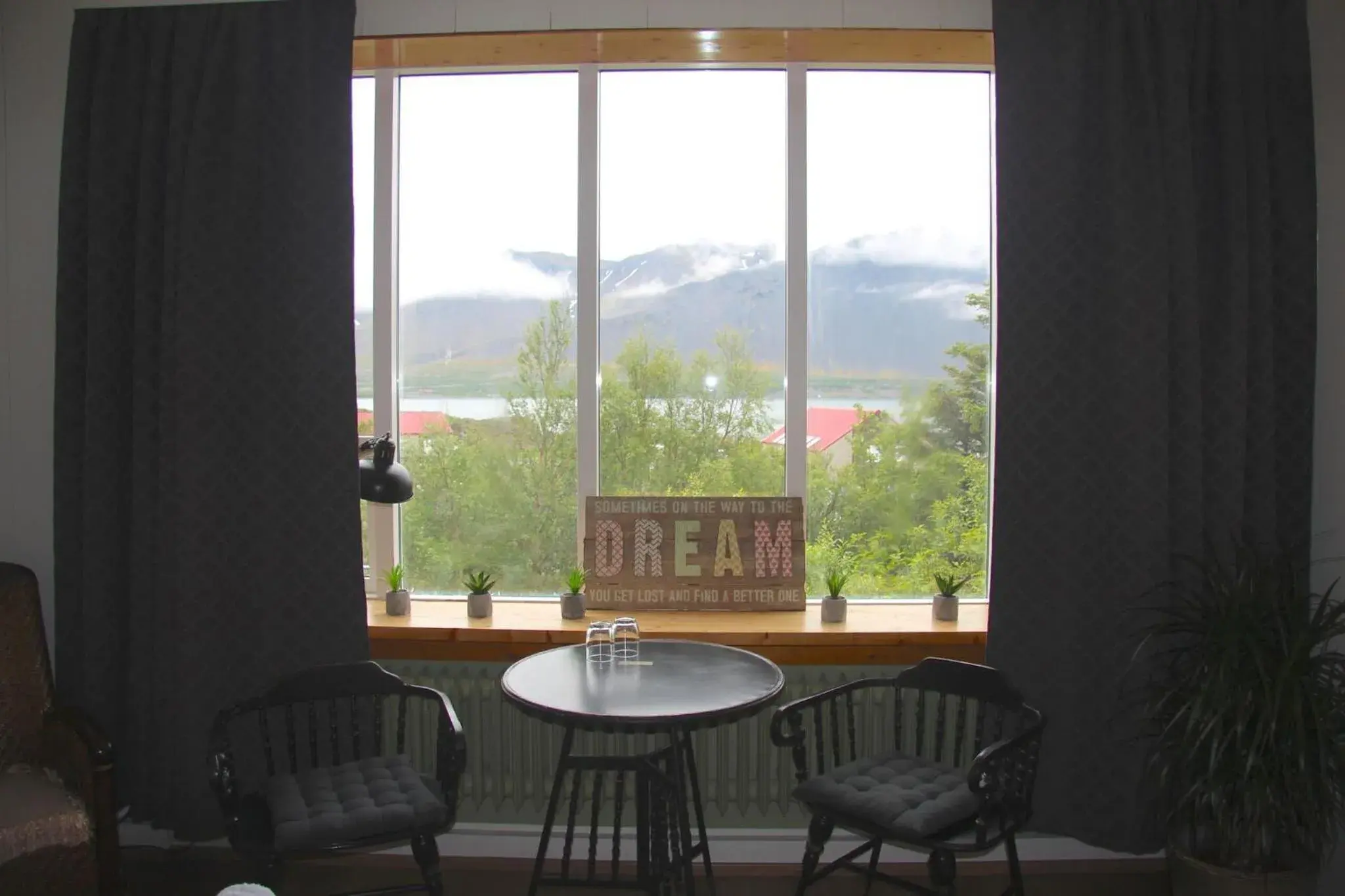 One-Bedroom Apartment in Private and peaceful one bedroom apartments One-Bedroom Apartment in Private and peaceful one bedroom apartments