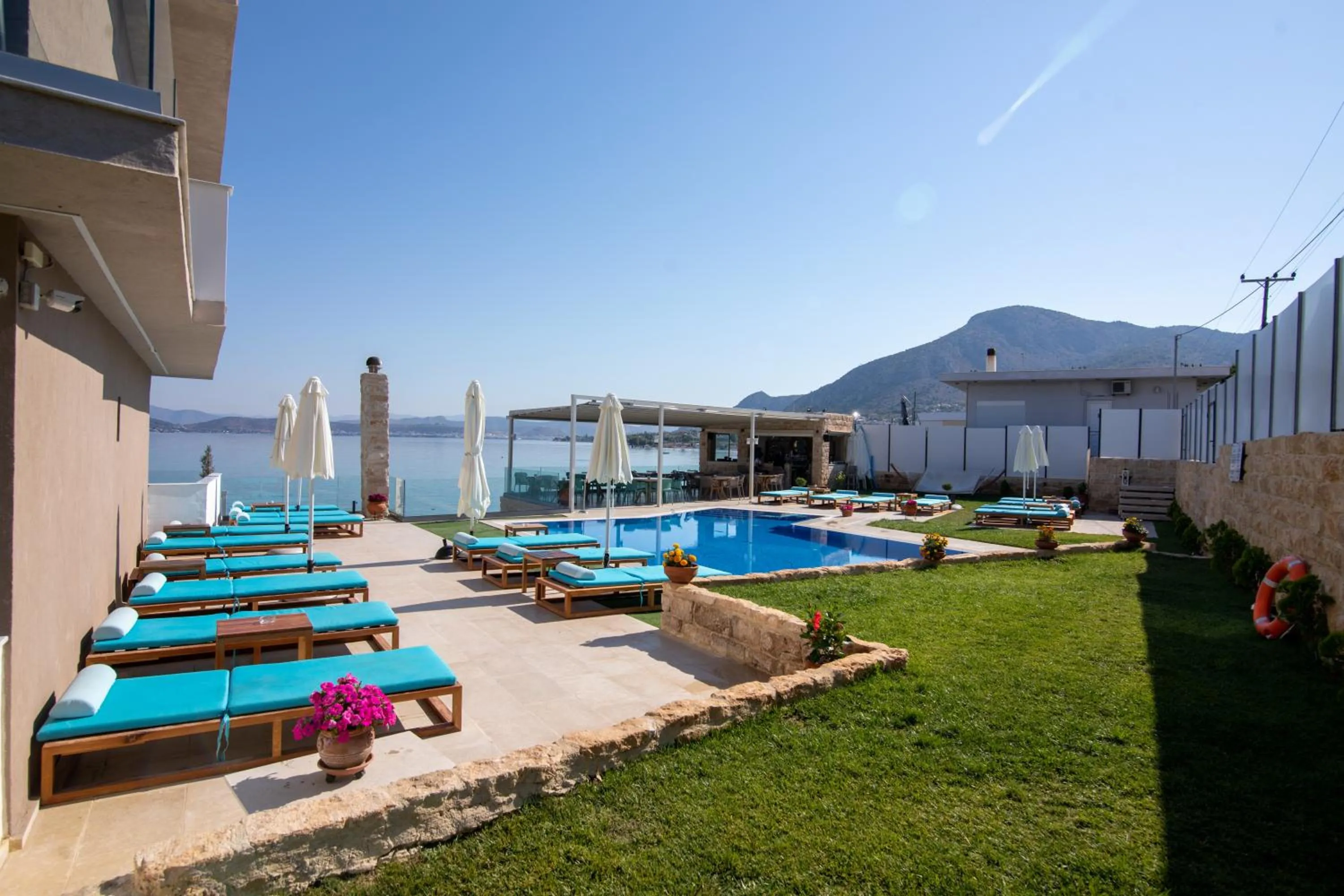 Area and facilities in Aianteion Bay Luxury Hotel & Suites