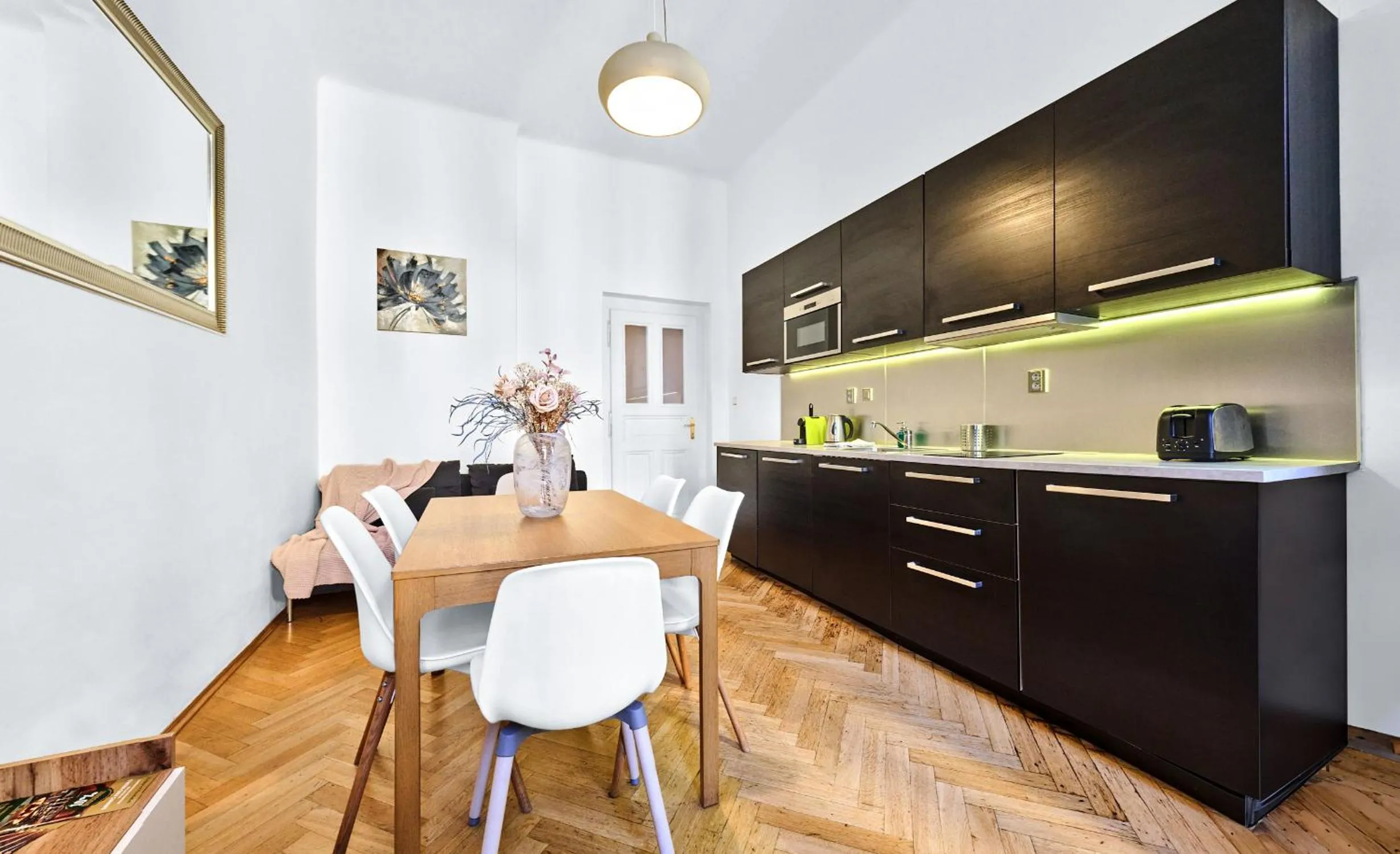 Coffee/tea facilities in Royal Route Residence Lesser Town