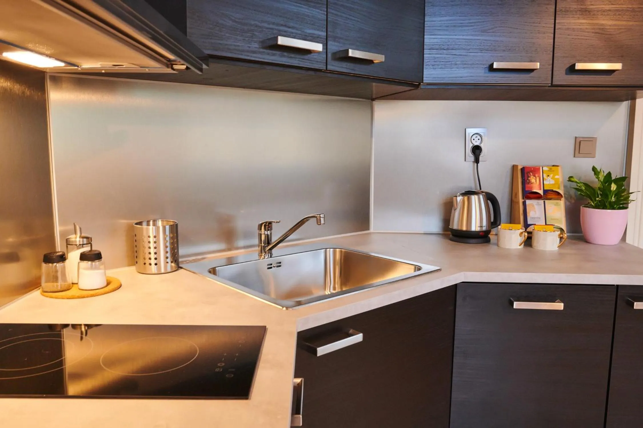 Coffee/tea facilities in Royal Route Residence Lesser Town