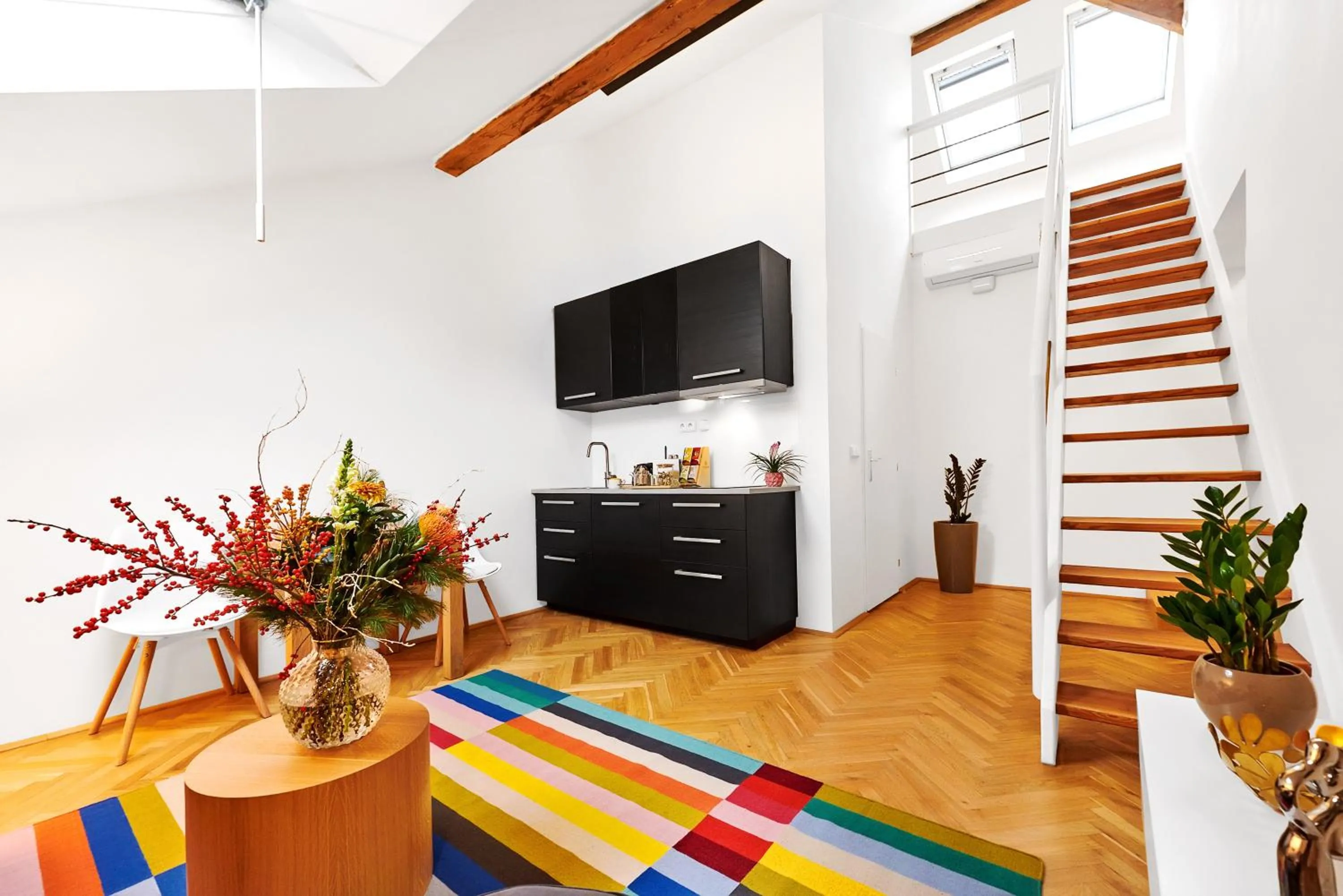 Communal lounge/ TV room in Royal Route Residence Lesser Town