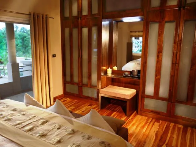 Bedroom, Bed in Park Lane