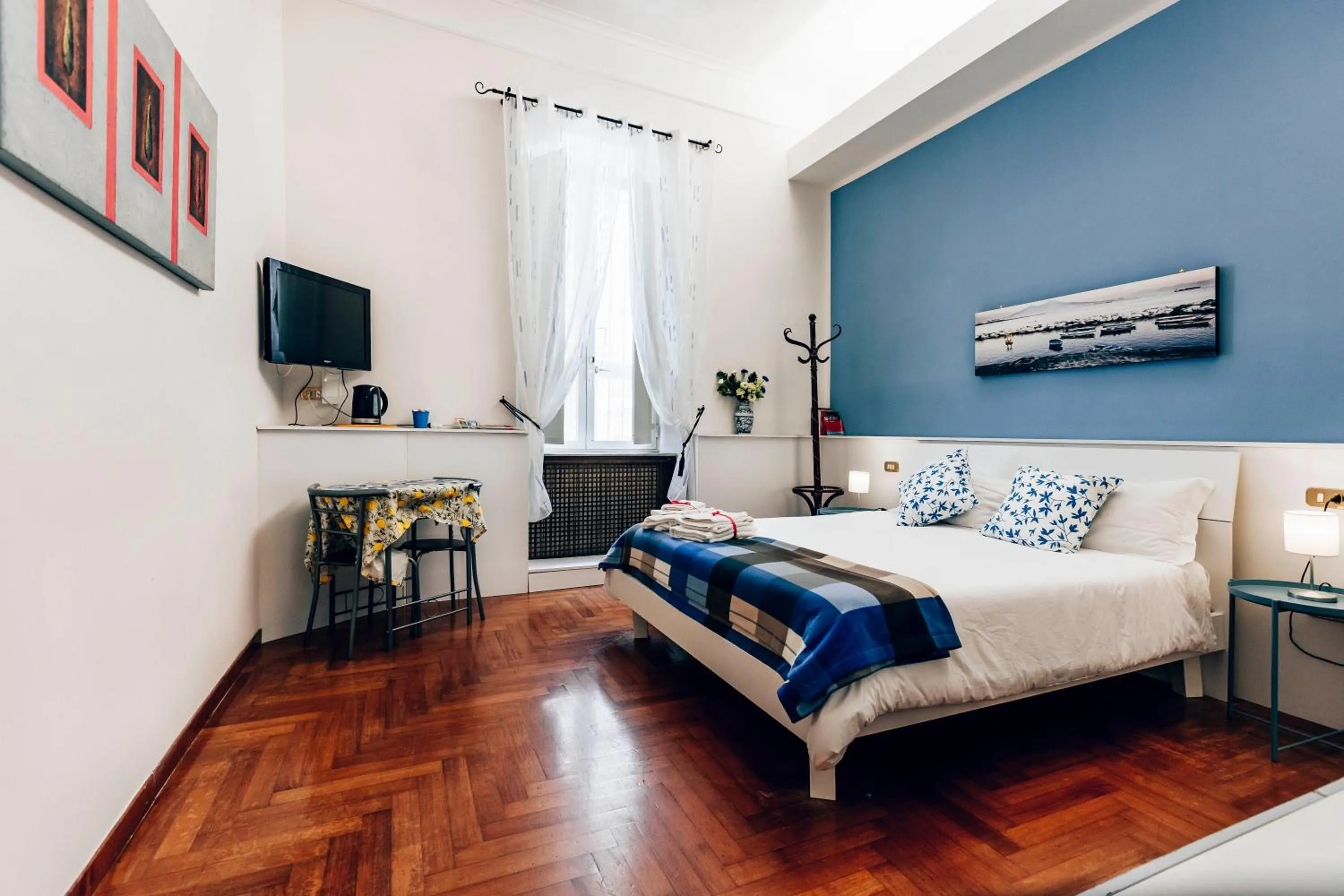 Bed in La Casa Del Sole A Mergellina