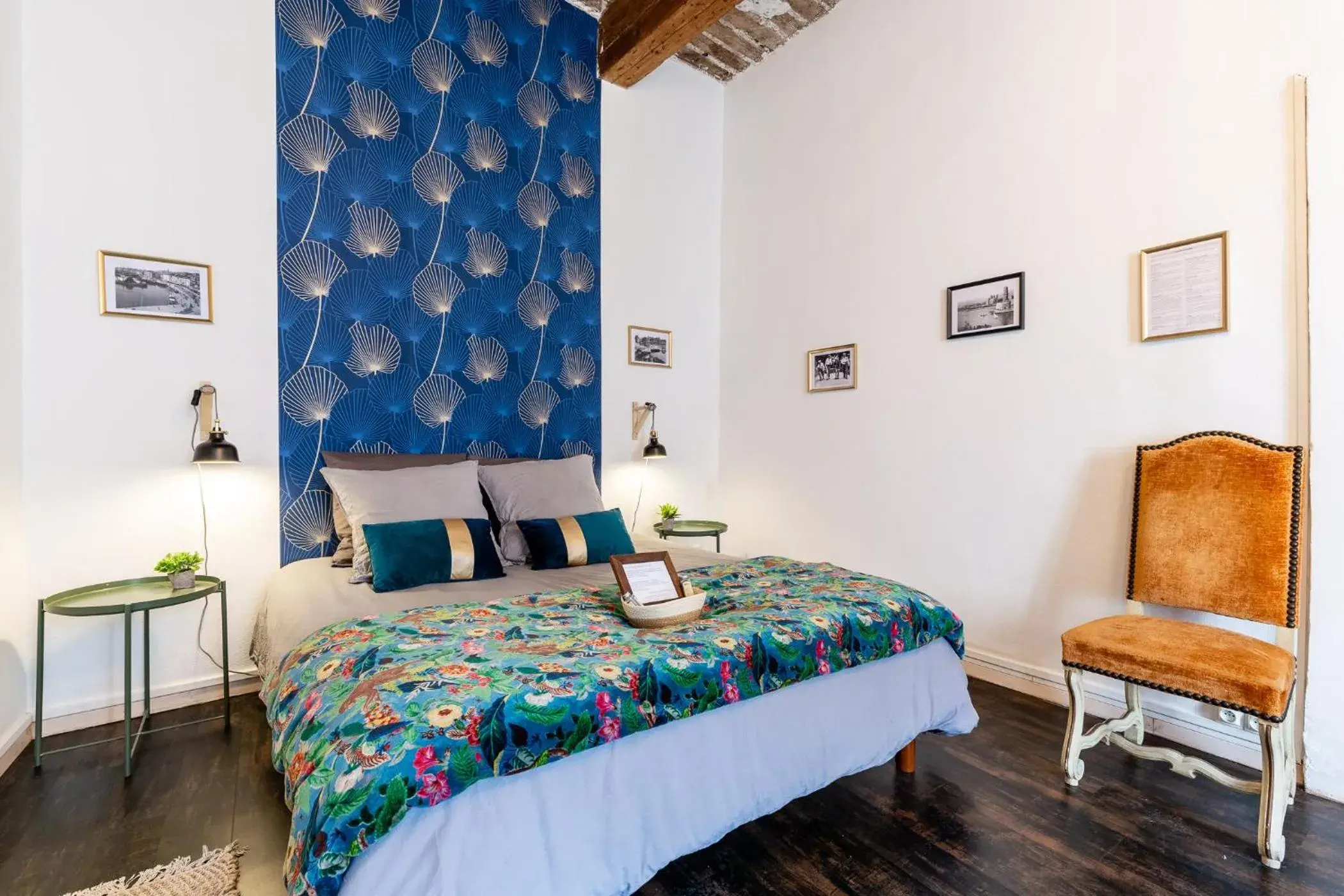 LE PANIER ENCHANTÉ - Suites & Loft - Terrasse et patio au dessus du Vieux Port LE PANIER ENCHANTÉ - Suites & Loft - Terrasse et patio au dessus du Vieux Port