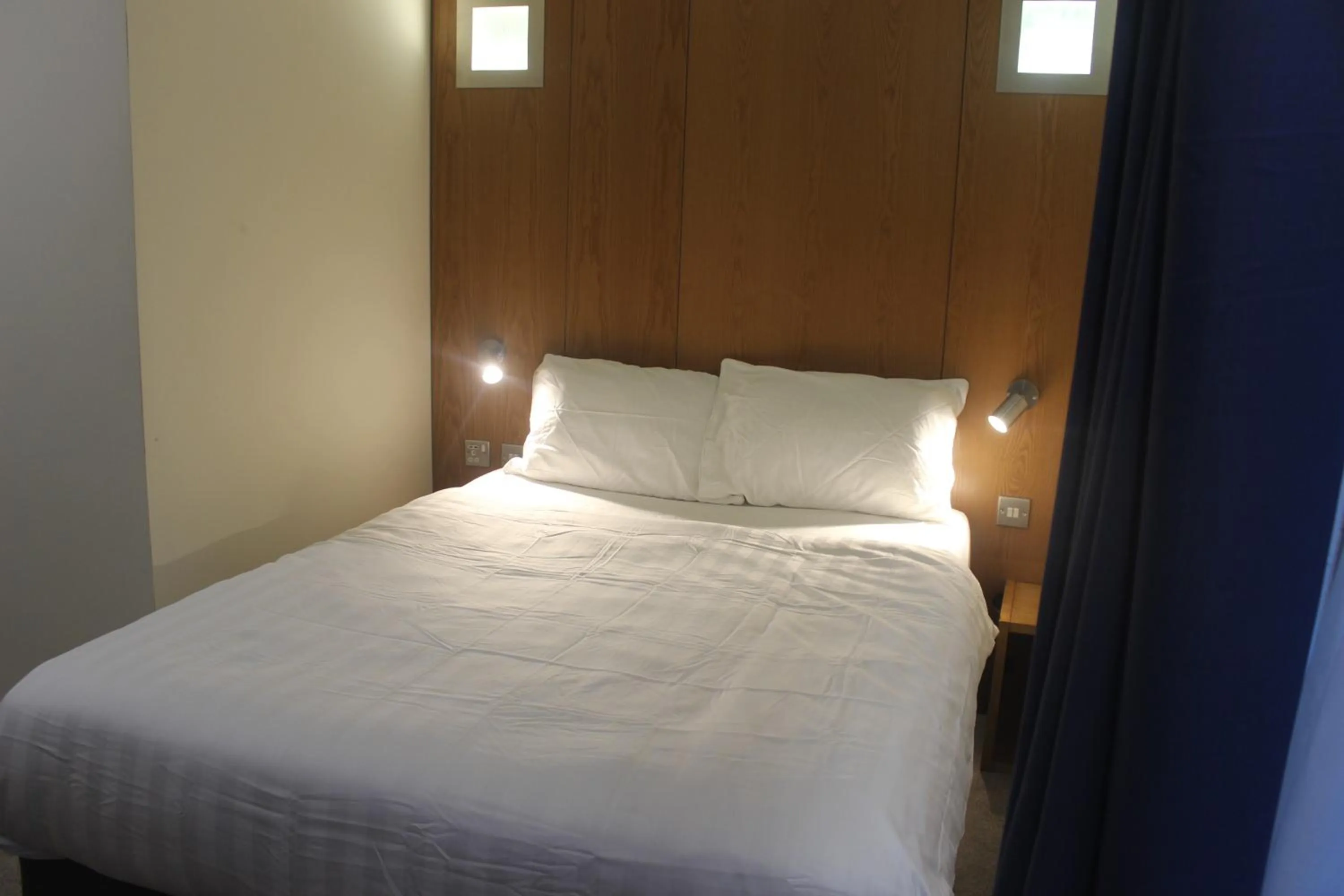 Bed in Corona Hotel Rotherham Sheffield Meadowhall