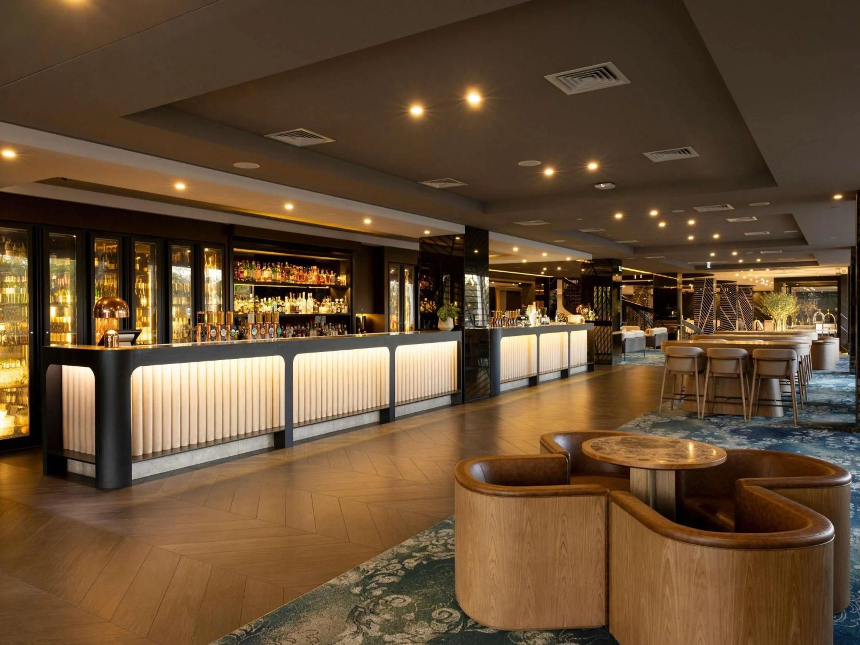 Lounge or bar in Pullman Melbourne On the Park