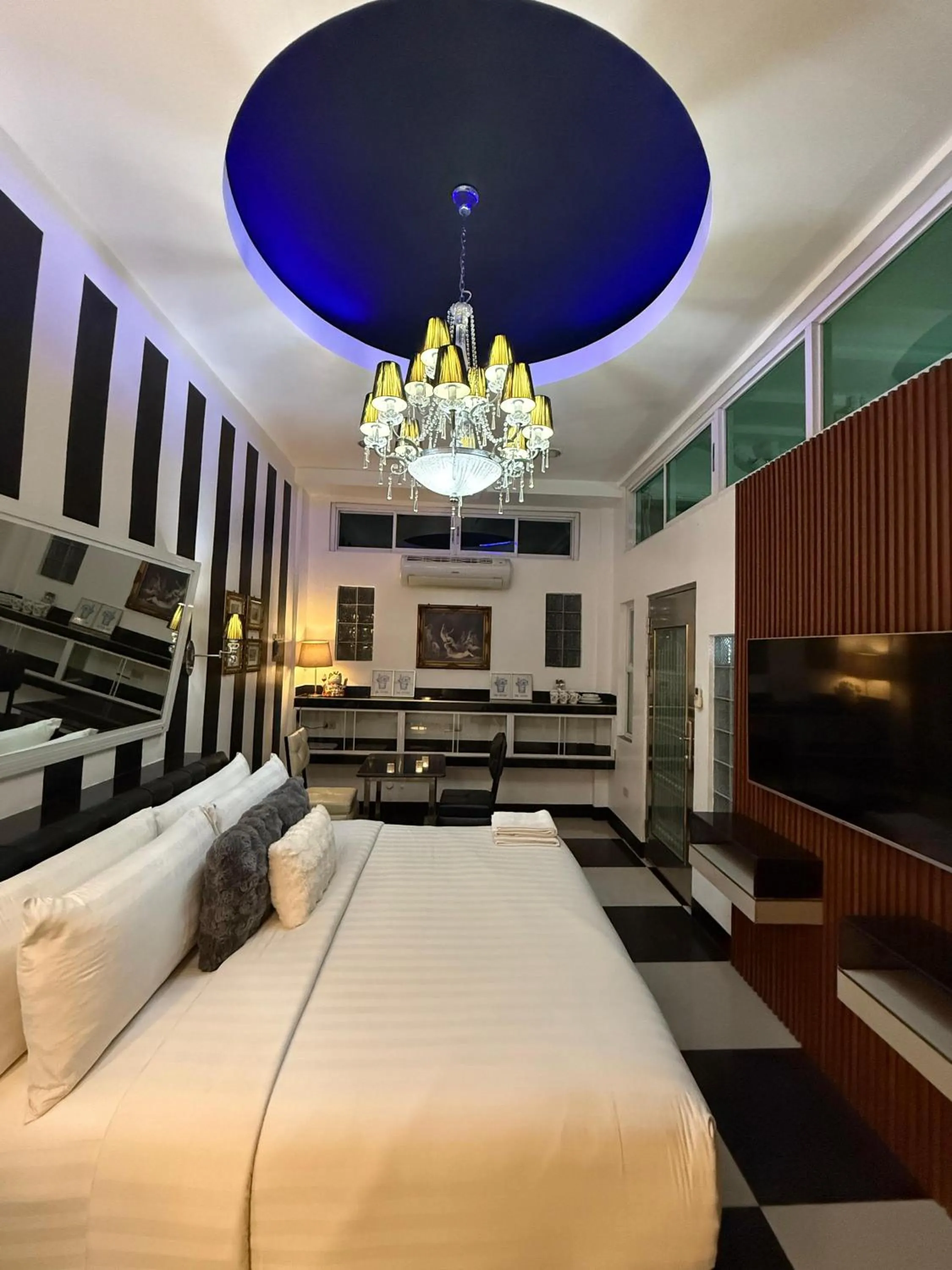 Bed in Italy Condotel Darasa