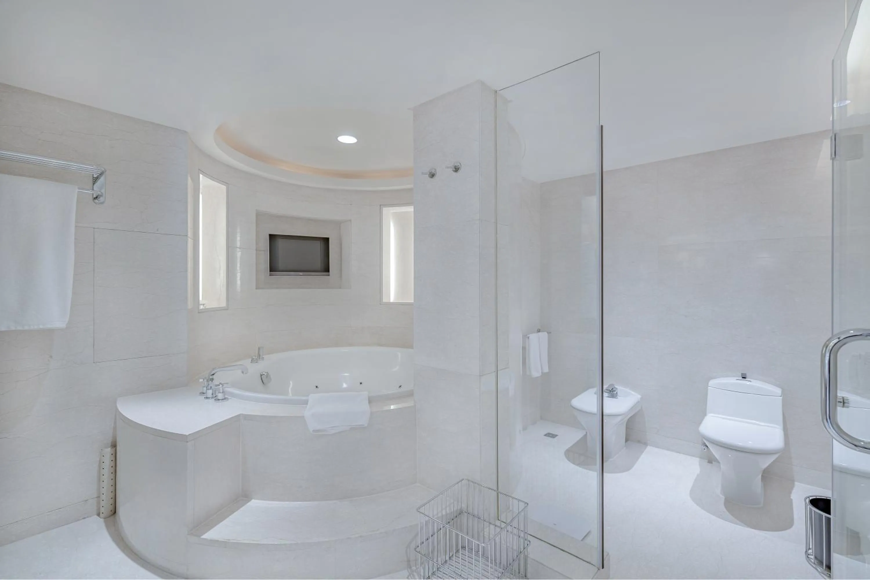 Bath in Sheraton Changsha Hotel