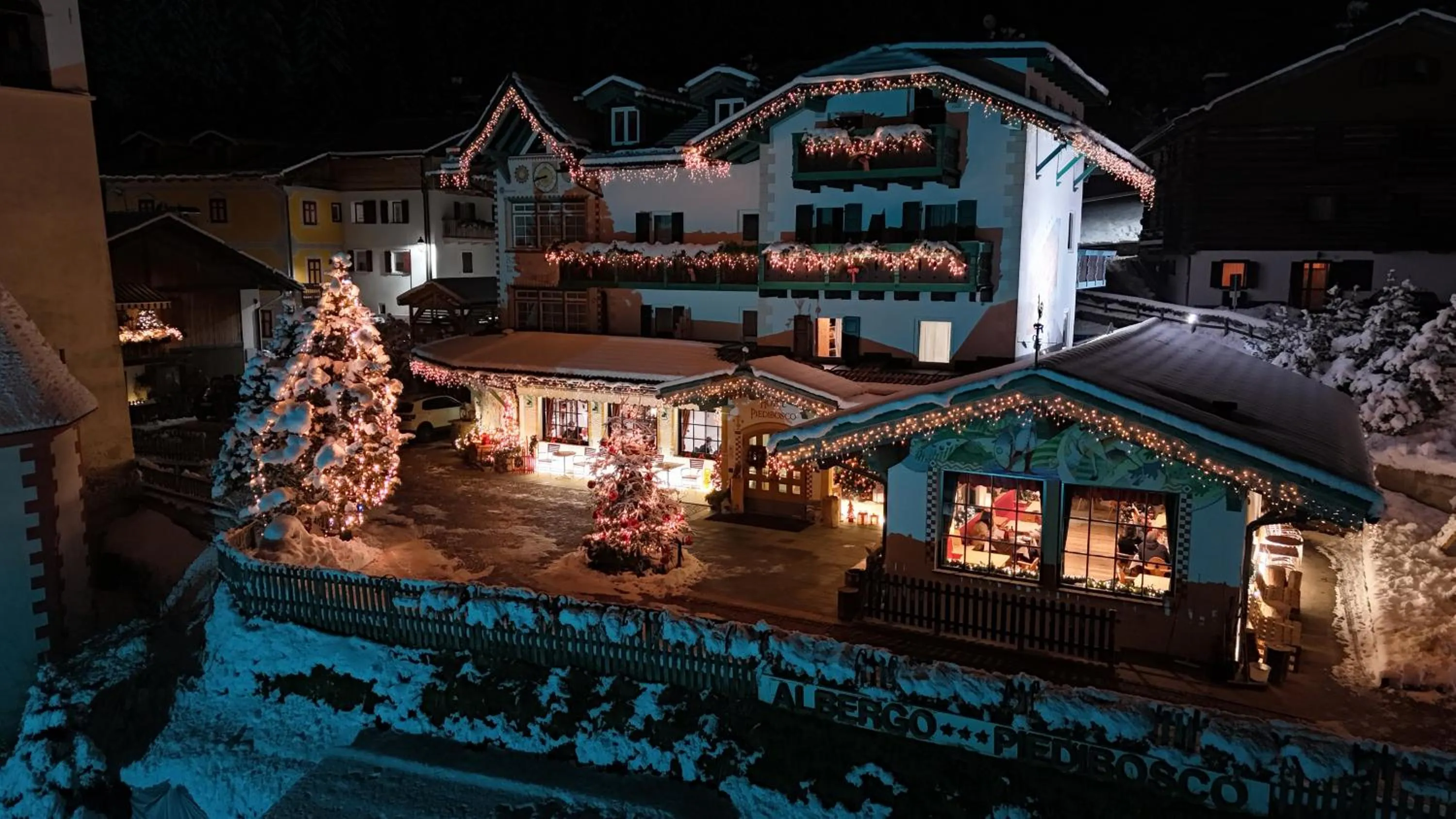 Property building in Hotel Piedibosco