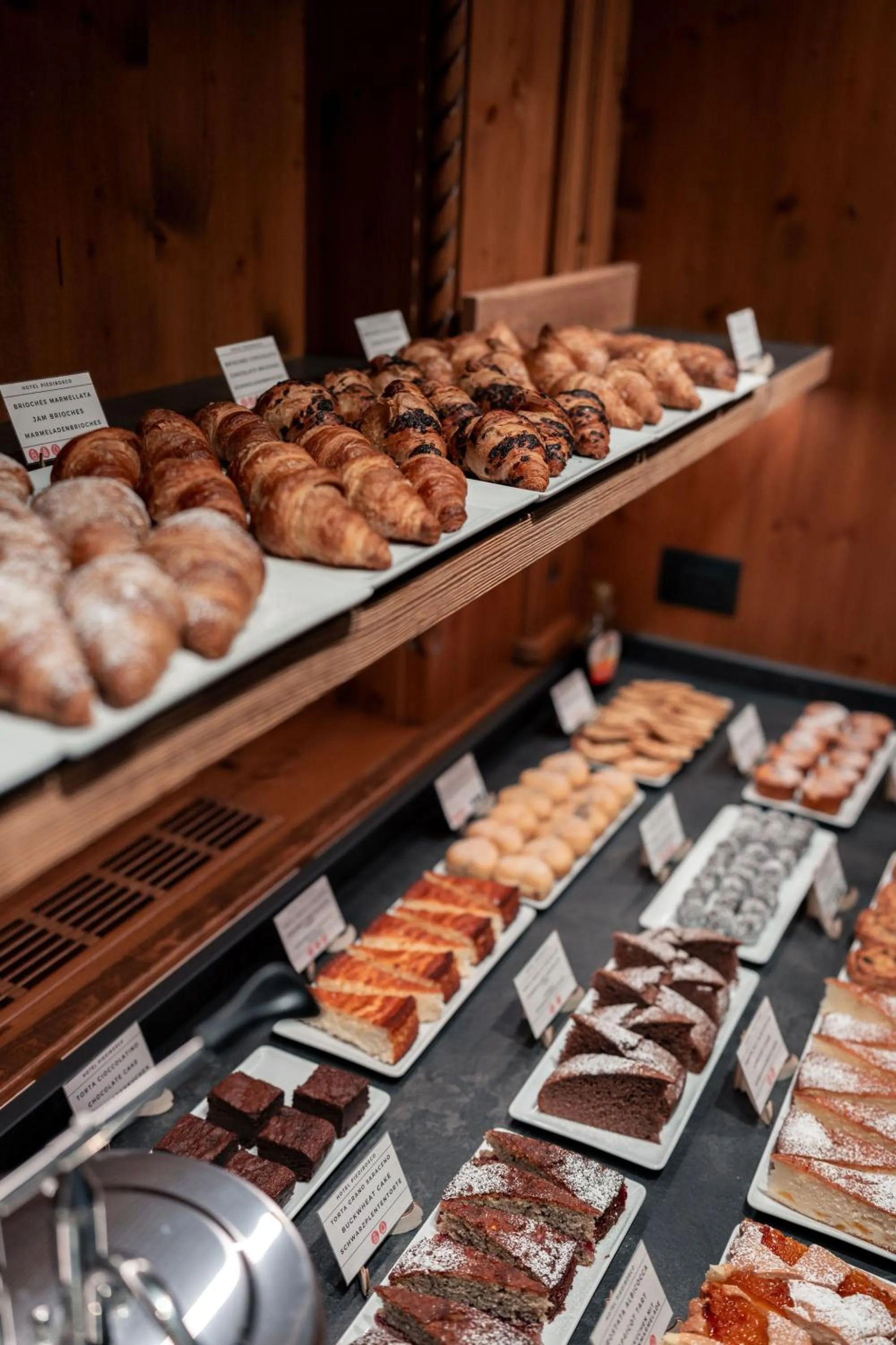 Breakfast in Hotel Piedibosco