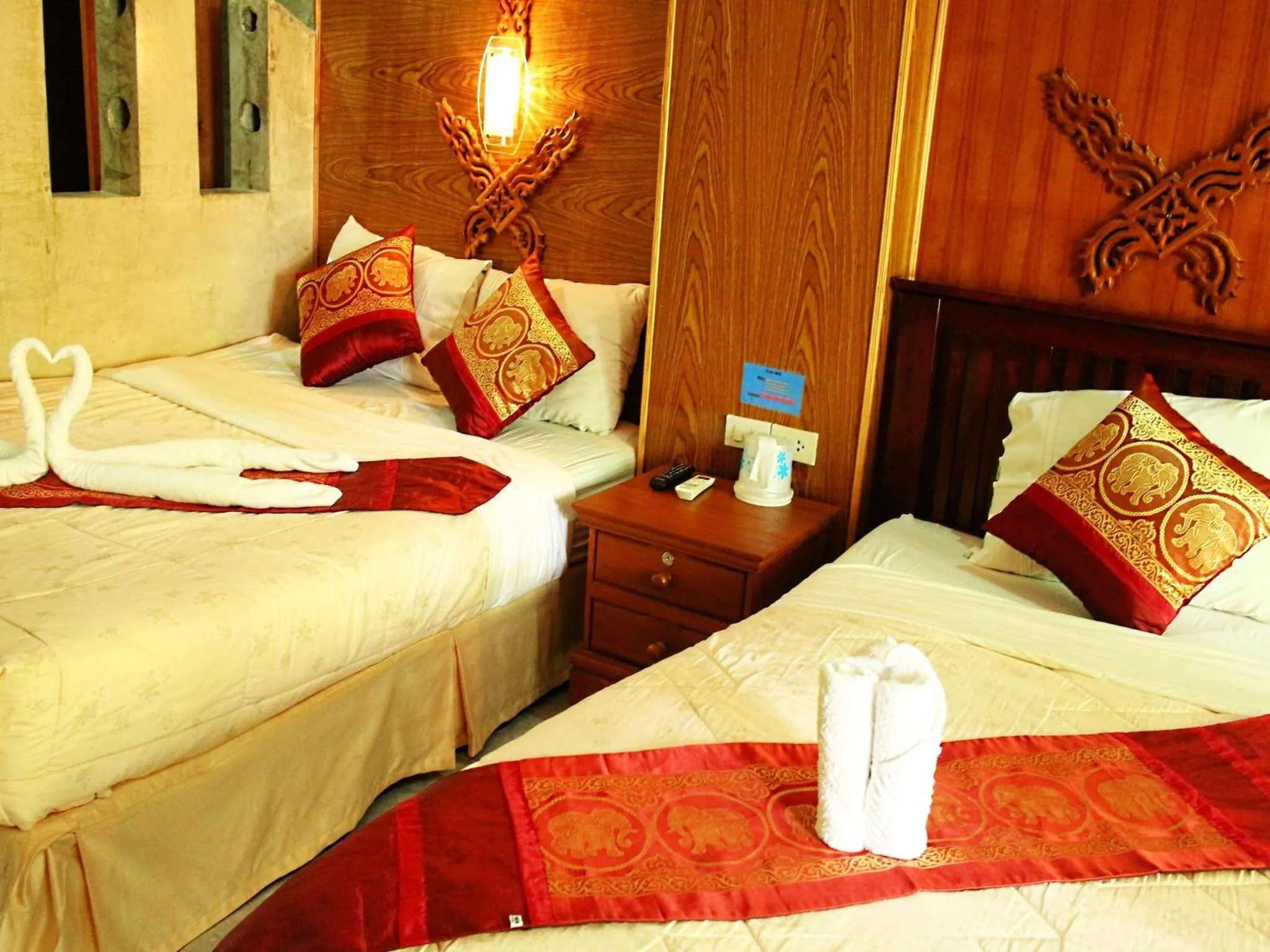 Decorative detail, Bed in Ruan Mai Naiyang Beach Resort