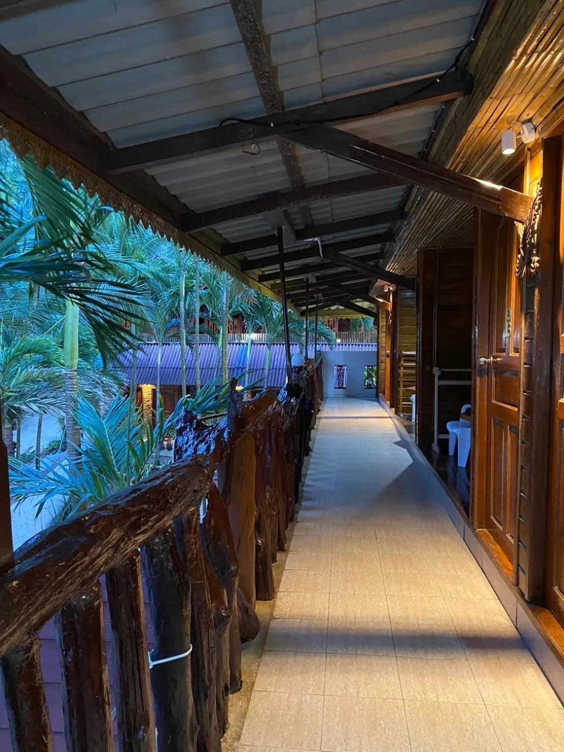 Ruan Mai Naiyang Beach Resort