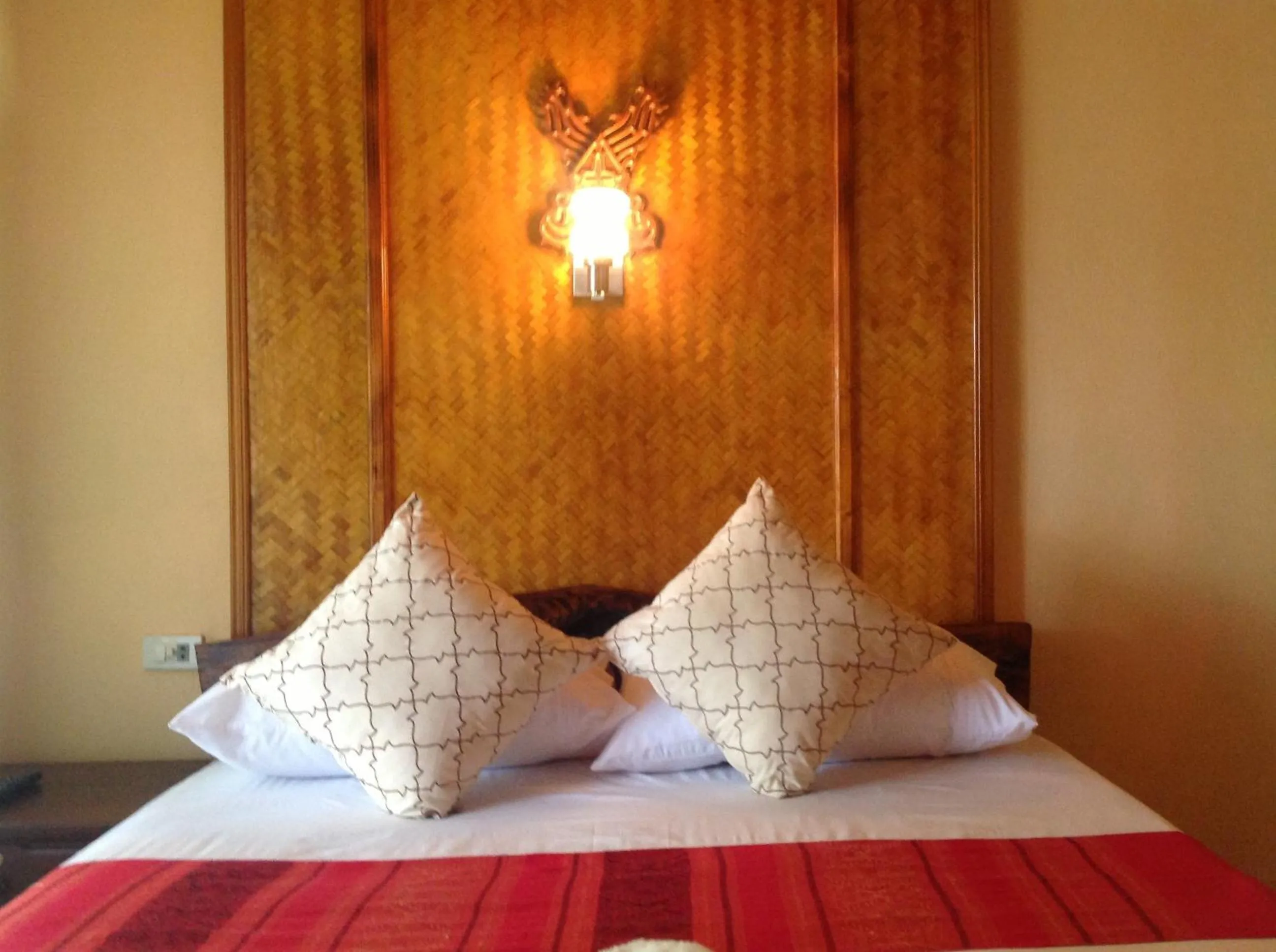 Bed in Ruan Mai Naiyang Beach Resort