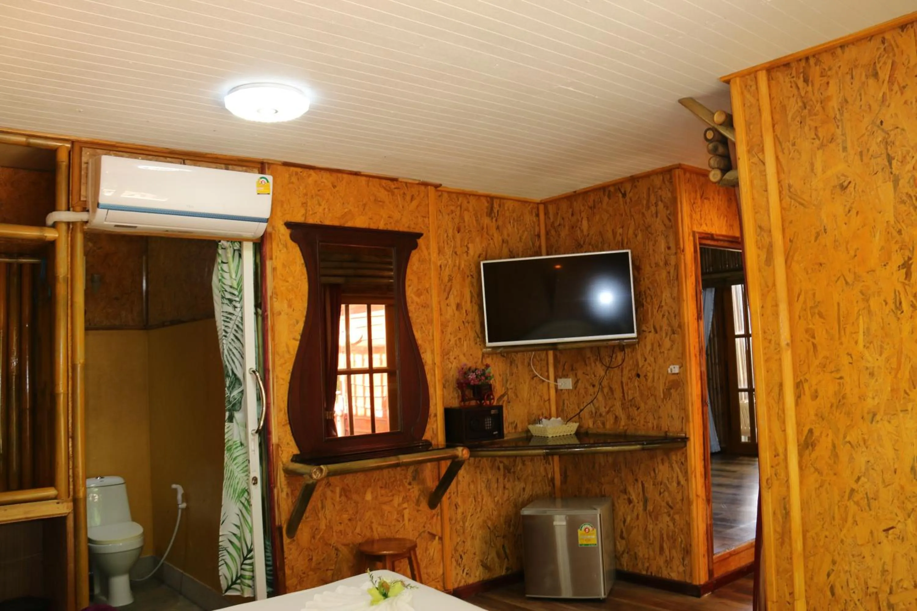 Ruan Mai Naiyang Beach Resort