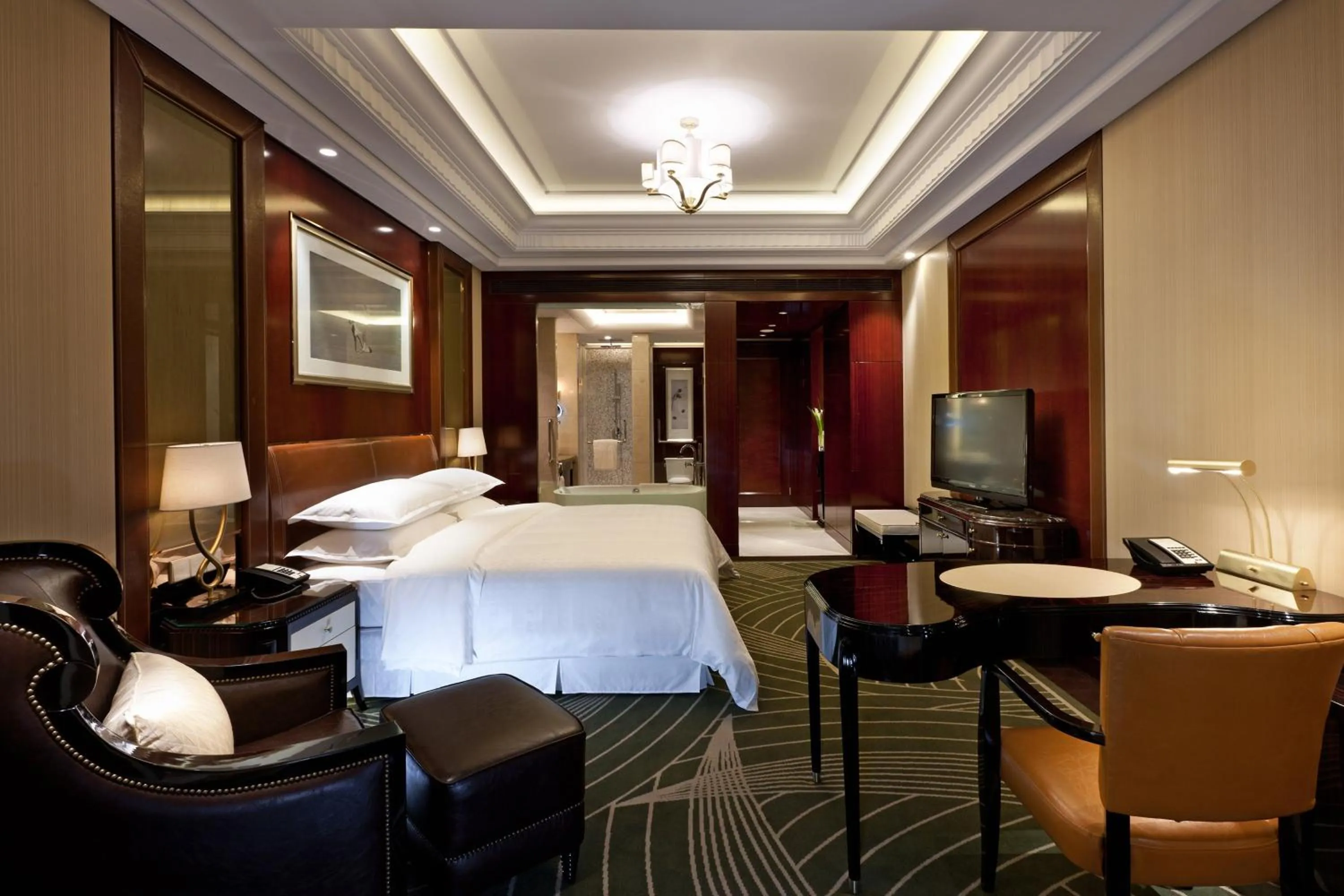 Photo of the whole room, Bed in Sheraton Changzhou Wujin Hotel