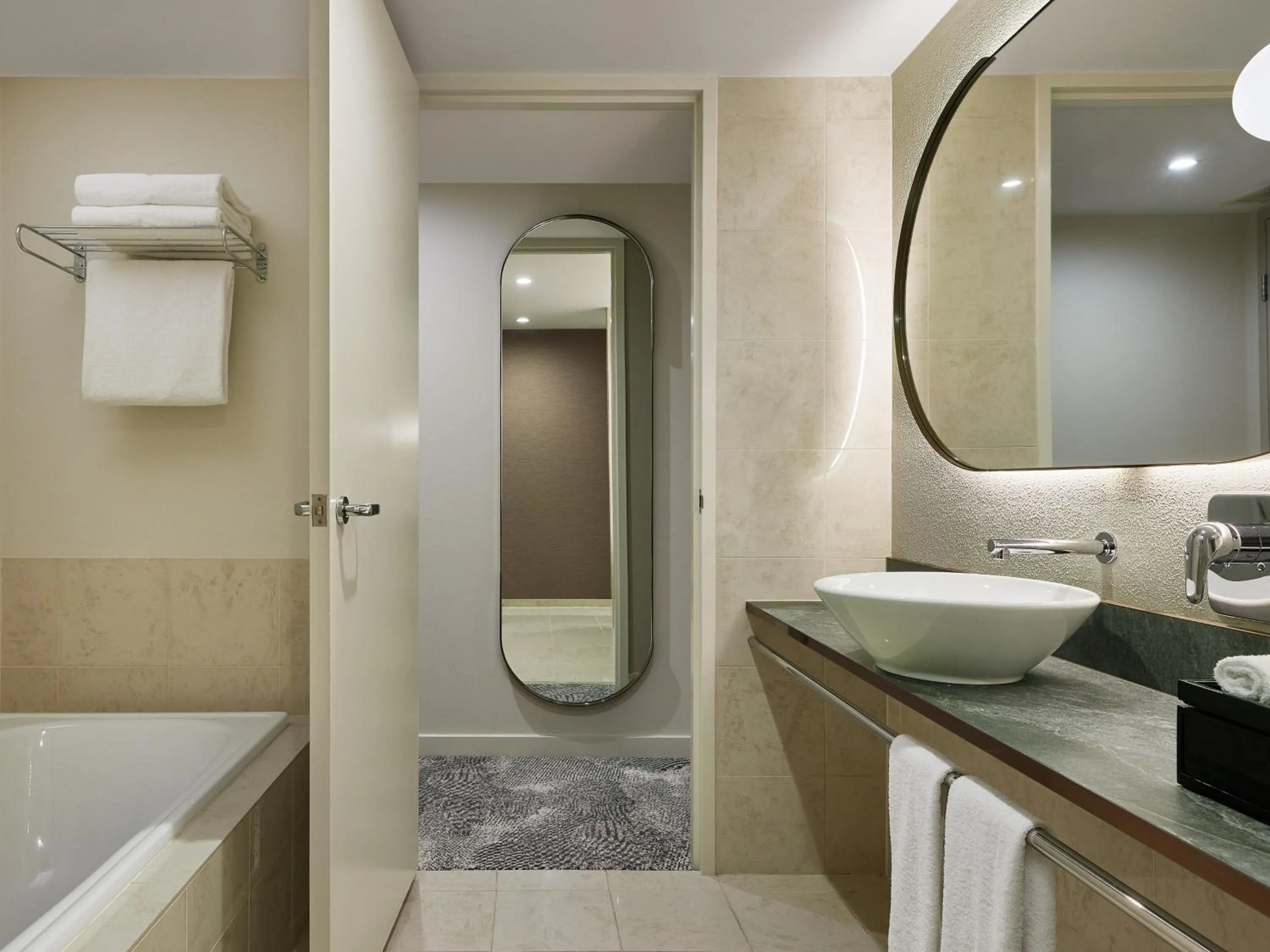 Shower in PARKROYAL Melbourne Airport