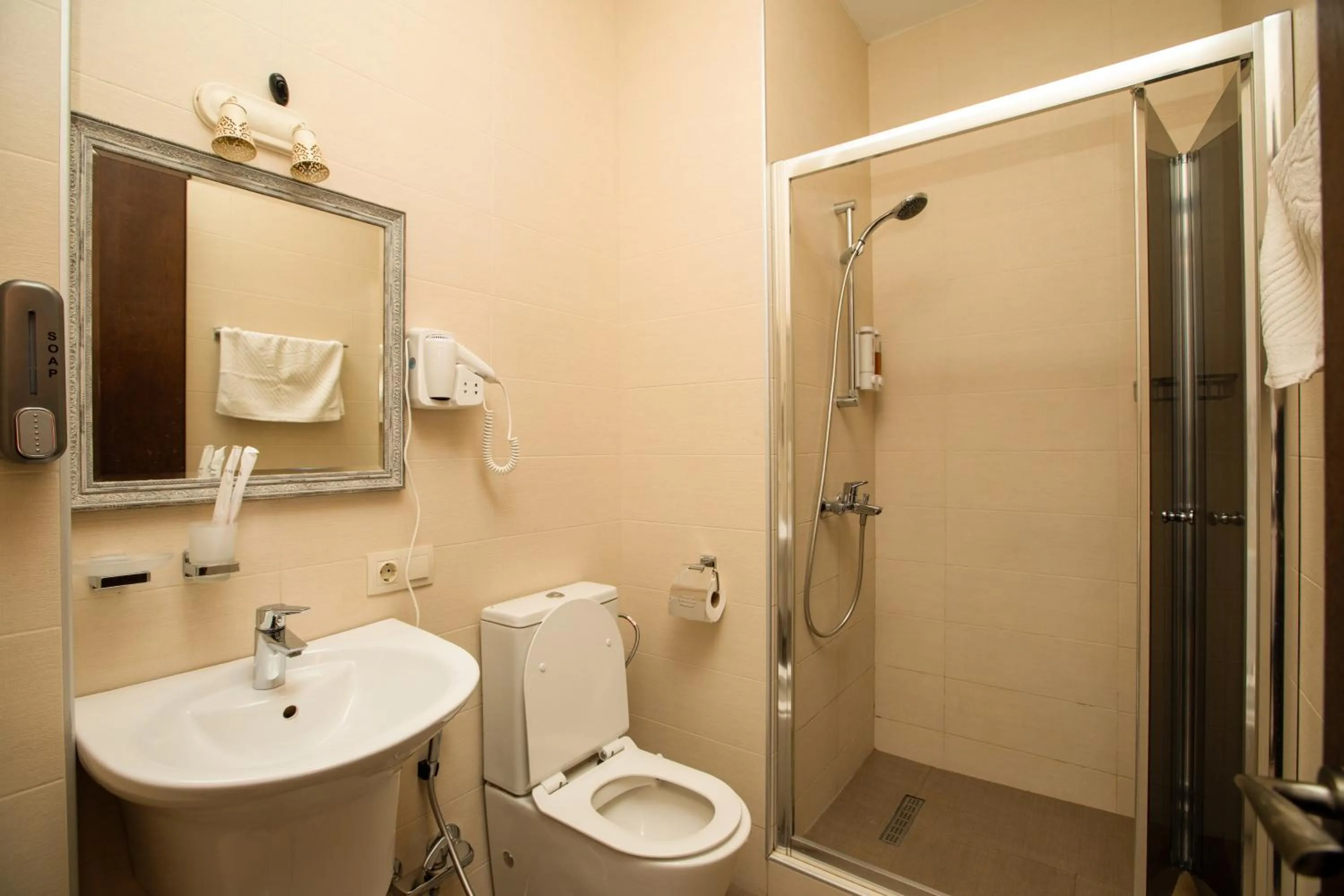 Bathroom in Hotel Griboedov