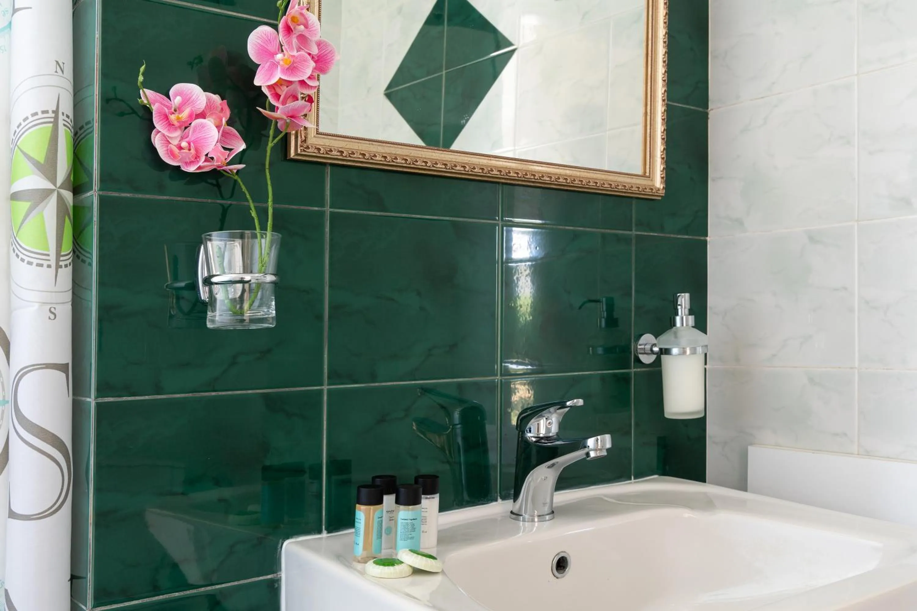 Bathroom in Armonia Apartments