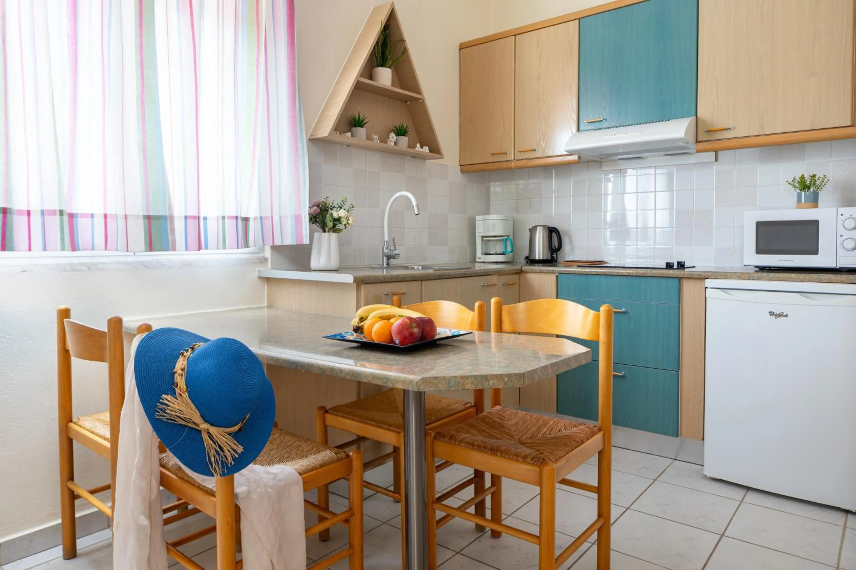 Kitchen or kitchenette in Armonia Apartments
