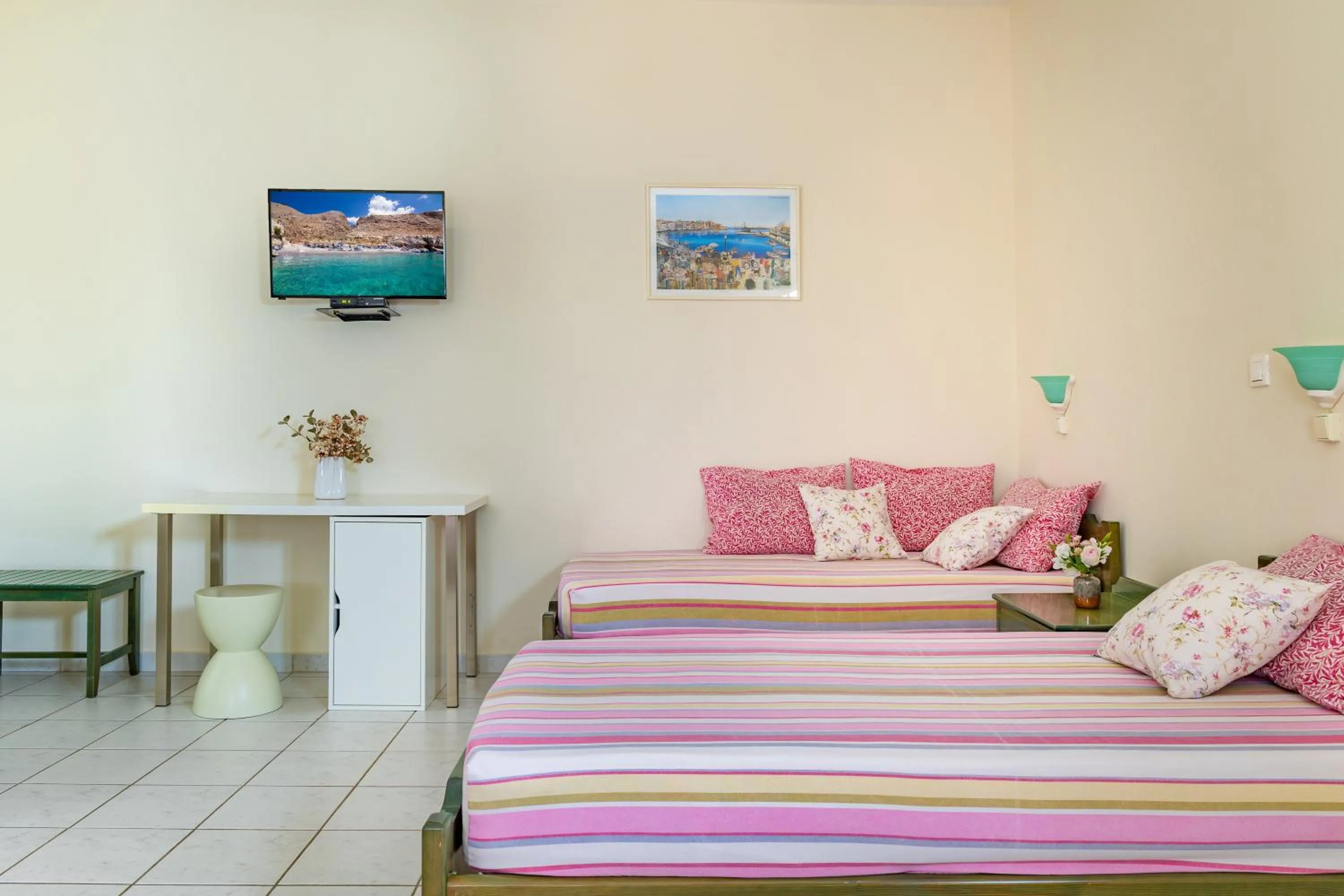 Photo of the whole room, Bed in Armonia Apartments