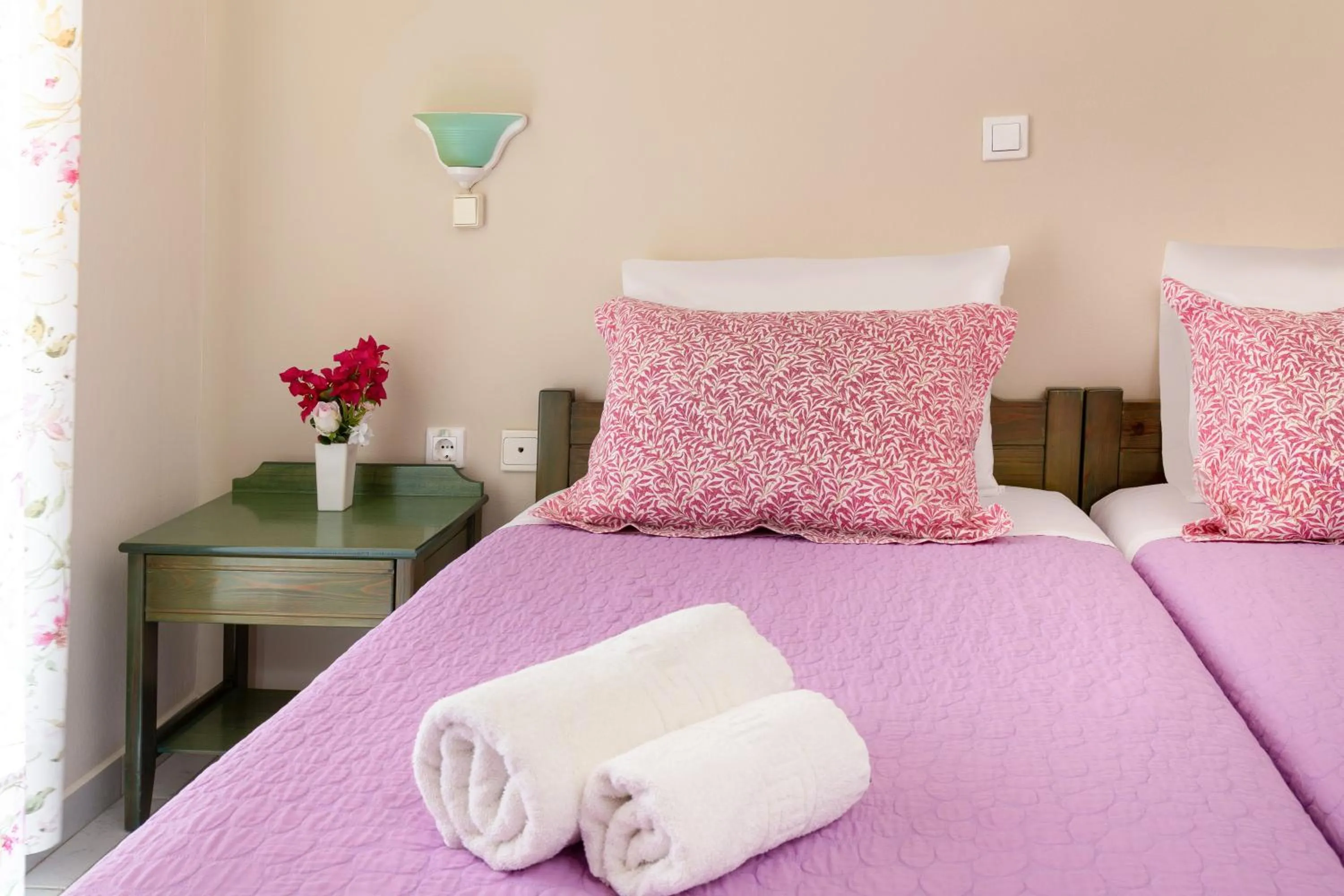 Bedroom, Bed in Armonia Apartments