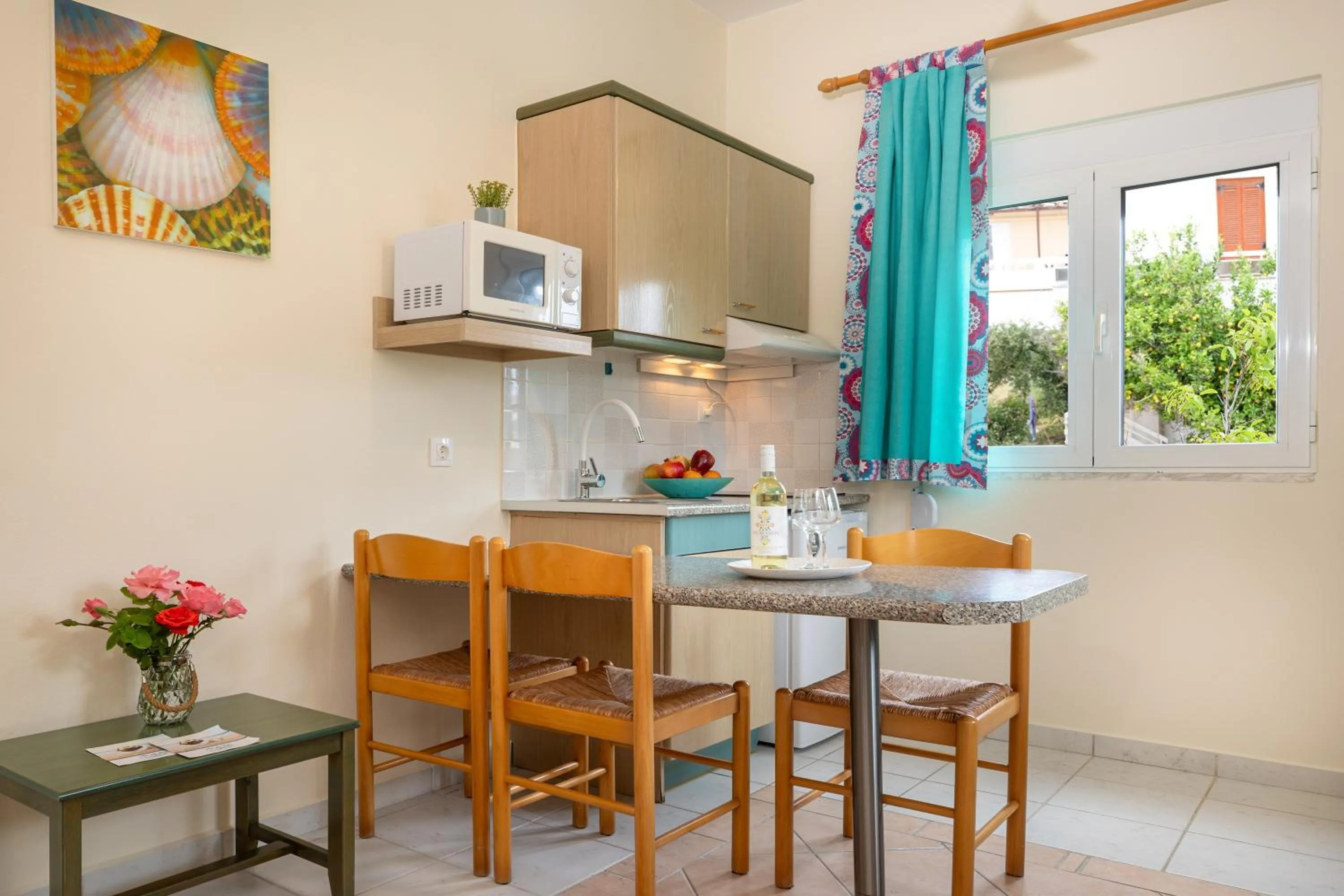 Kitchen or kitchenette in Armonia Apartments