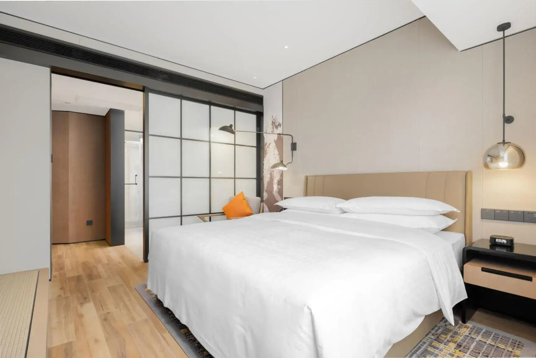 Deluxe Suite in Sheraton Chengdu Lido Hotel Deluxe Suite in Sheraton Chengdu Lido Hotel