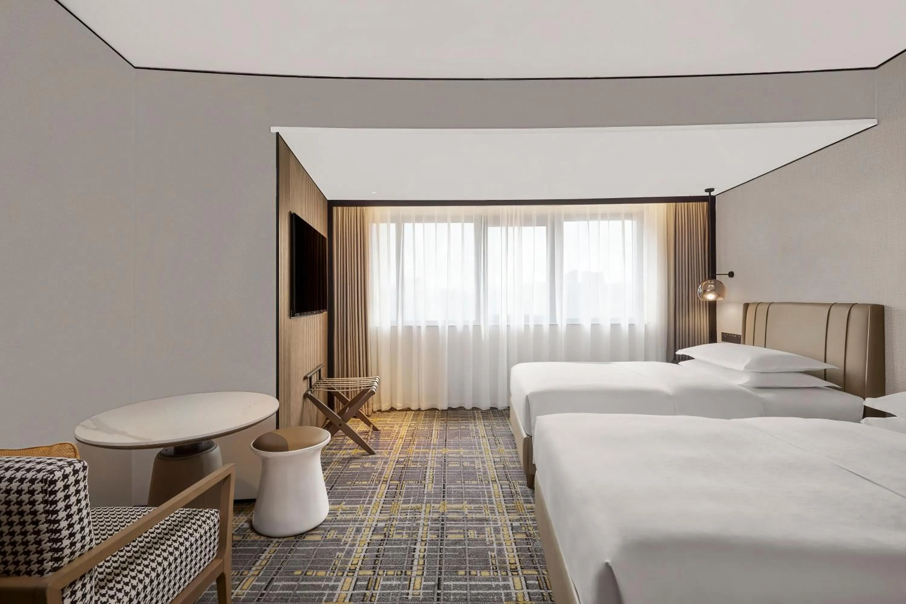 Bed in Sheraton Chengdu Lido Hotel