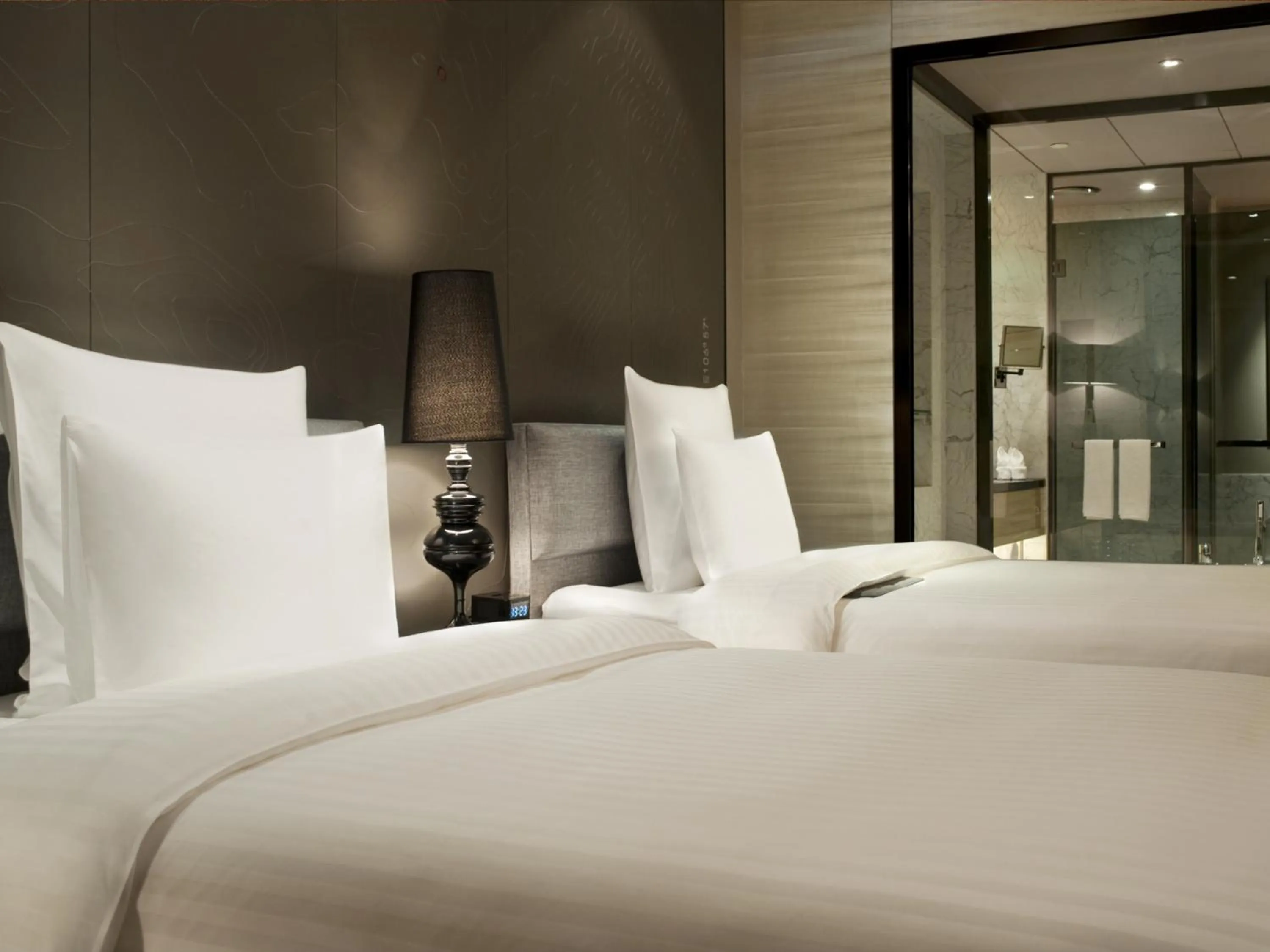 On site, Bed in Le Meridien Chongqing Nan'an