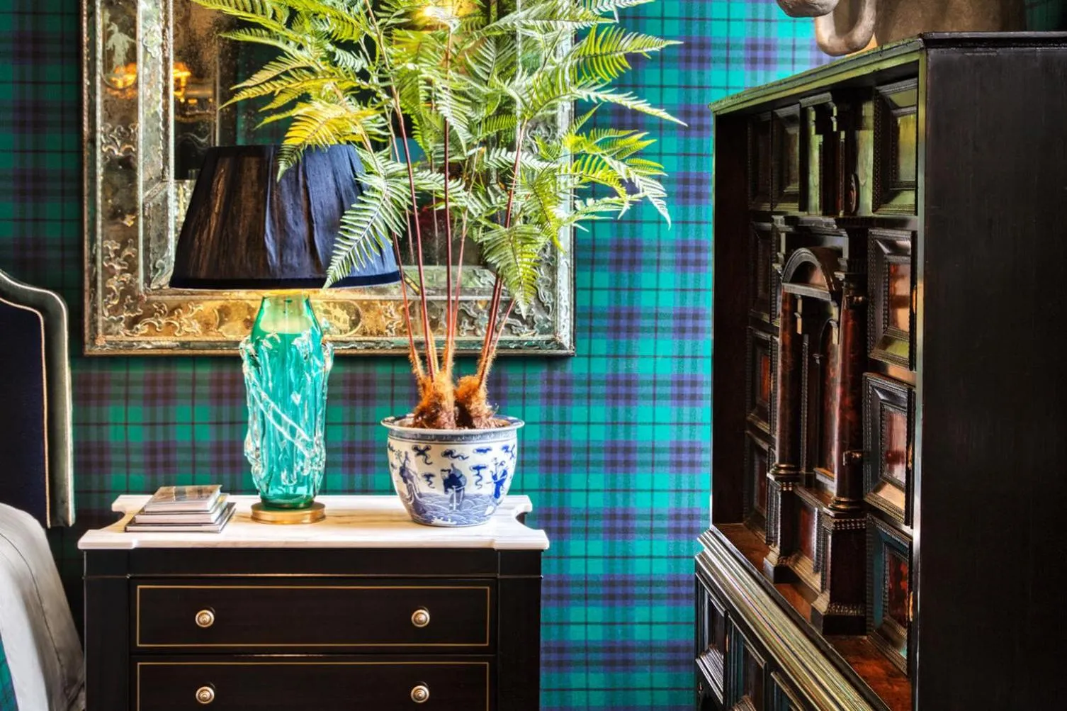 Photo of the whole room in 100 Princes Street