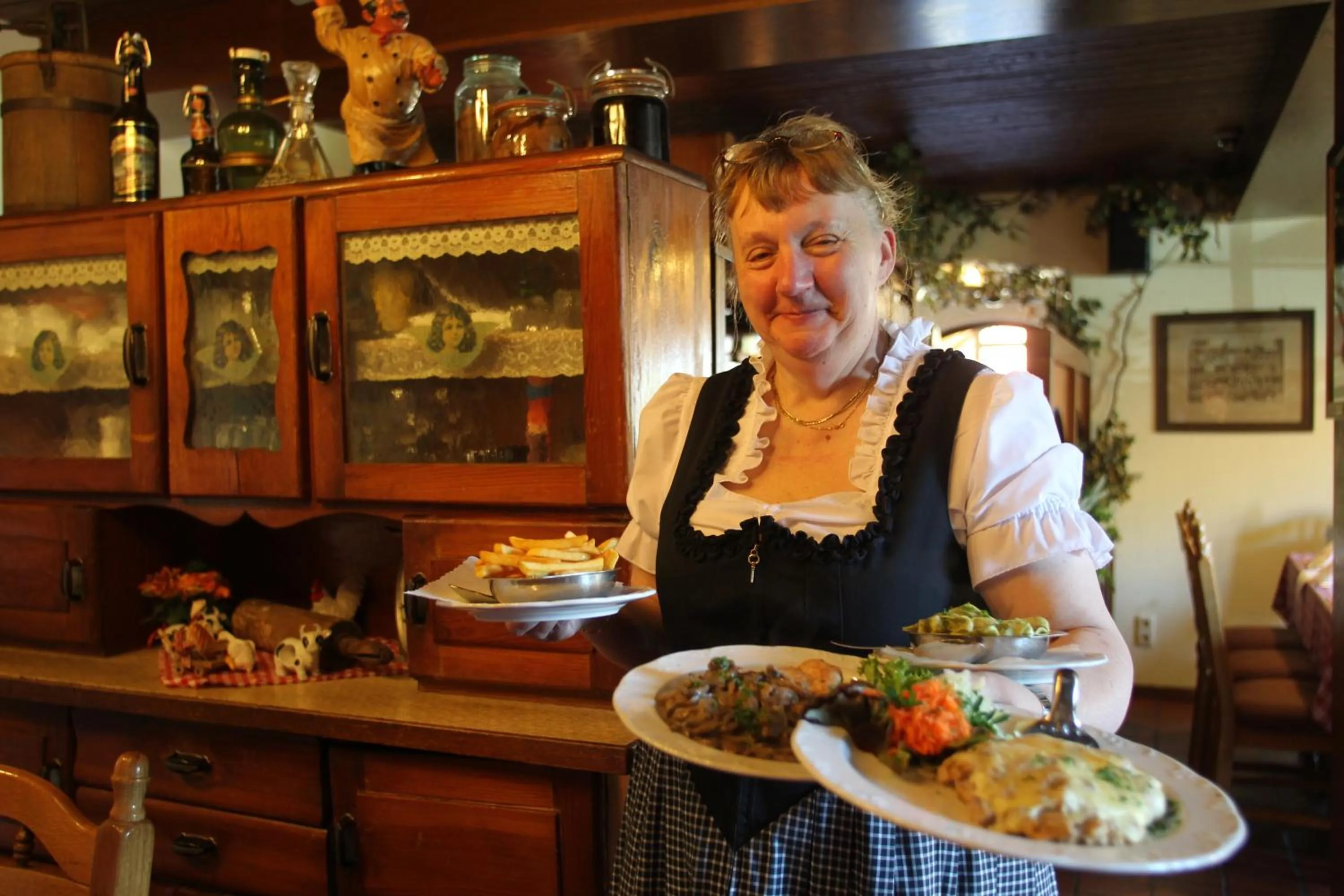 Restaurant/places to eat in Landhotel Zur Schmiede