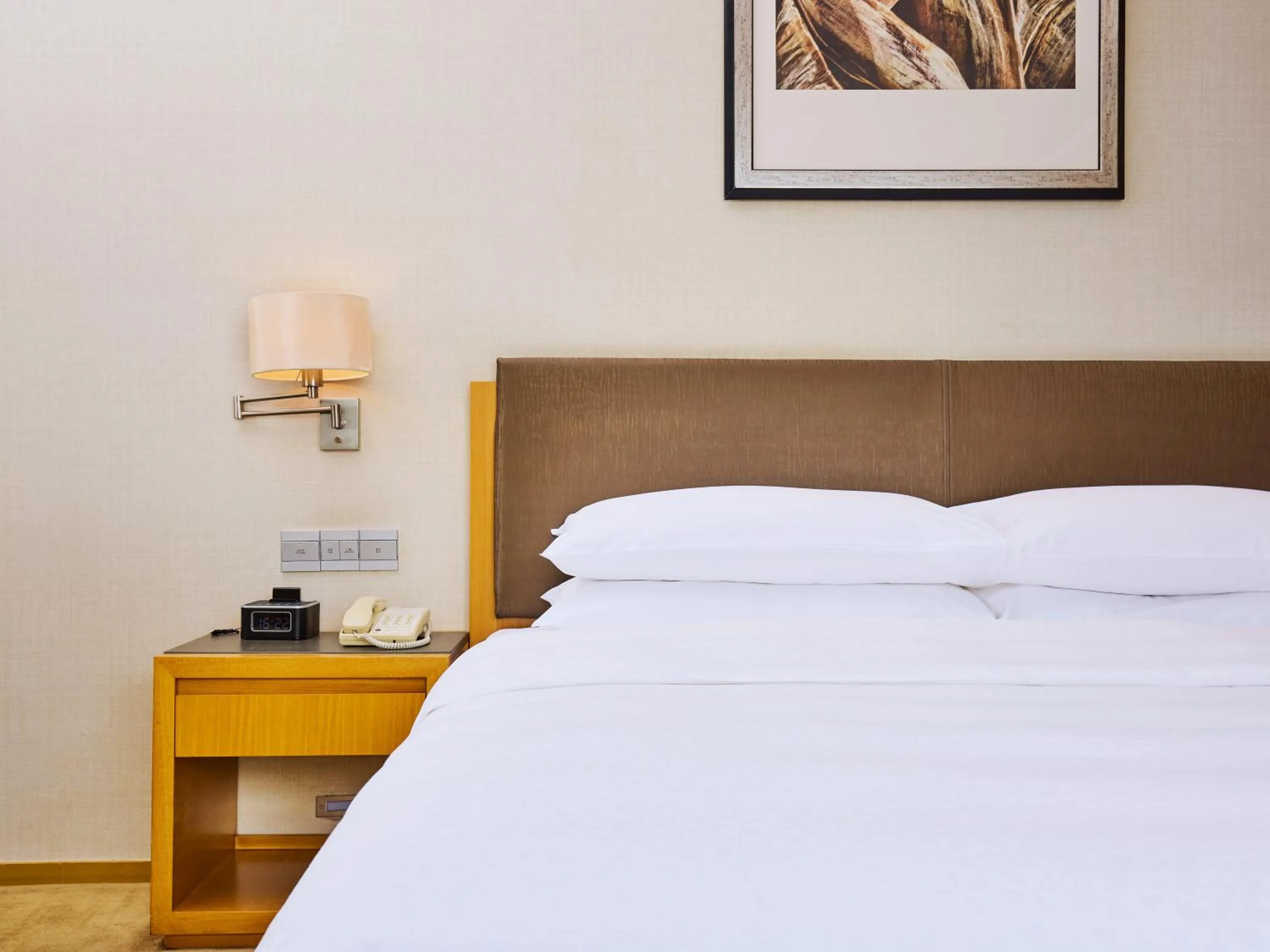 Decorative detail, Bed in Four Points by Sheraton Guangzhou Financial City, Tianhe