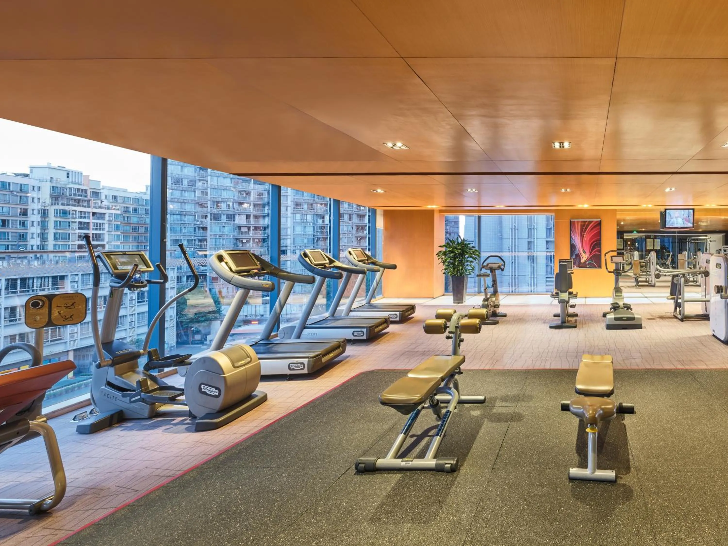Fitness centre/facilities in Four Points by Sheraton Guangzhou Financial City, Tianhe