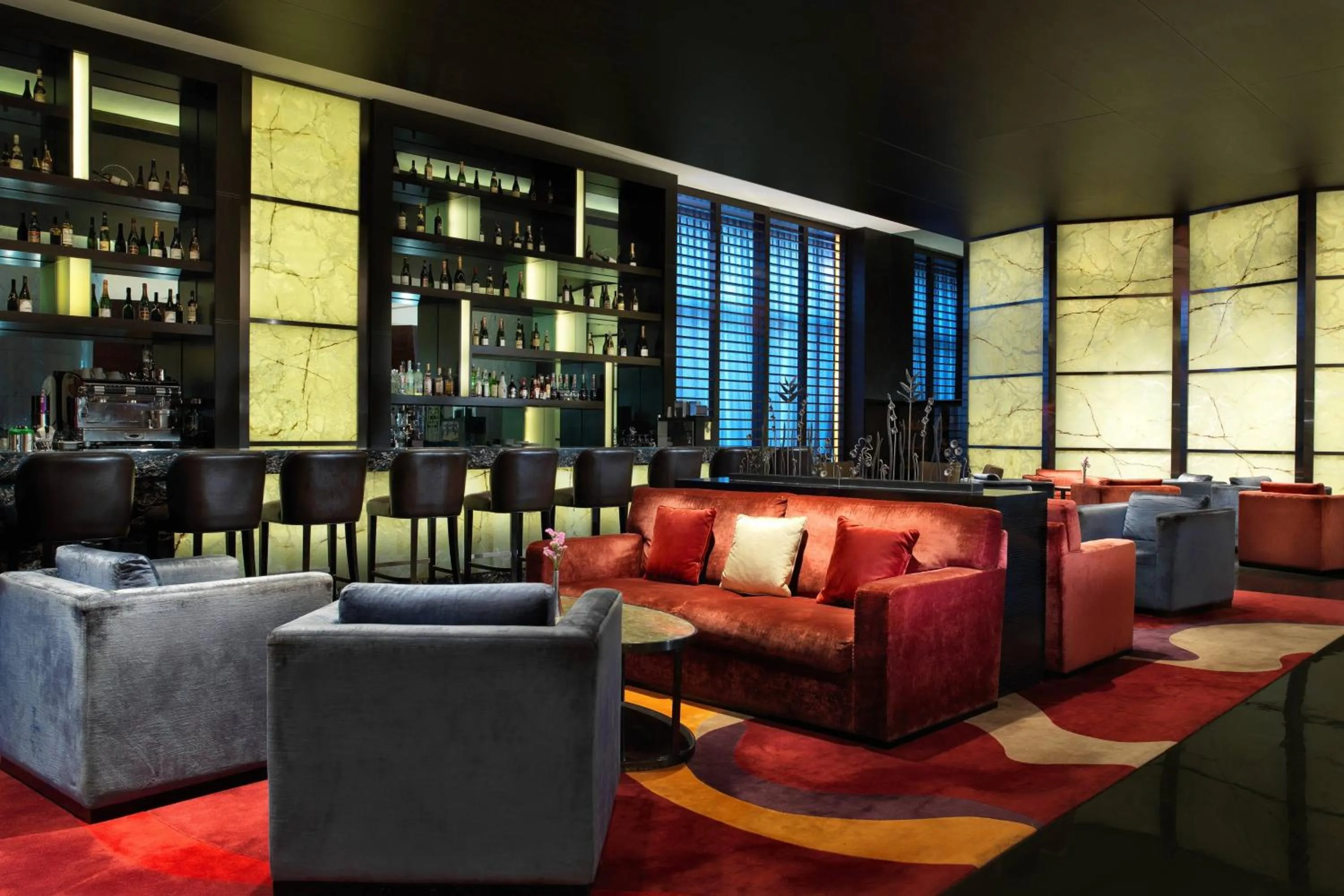 Lounge or bar in Four Points by Sheraton Guangzhou Financial City, Tianhe