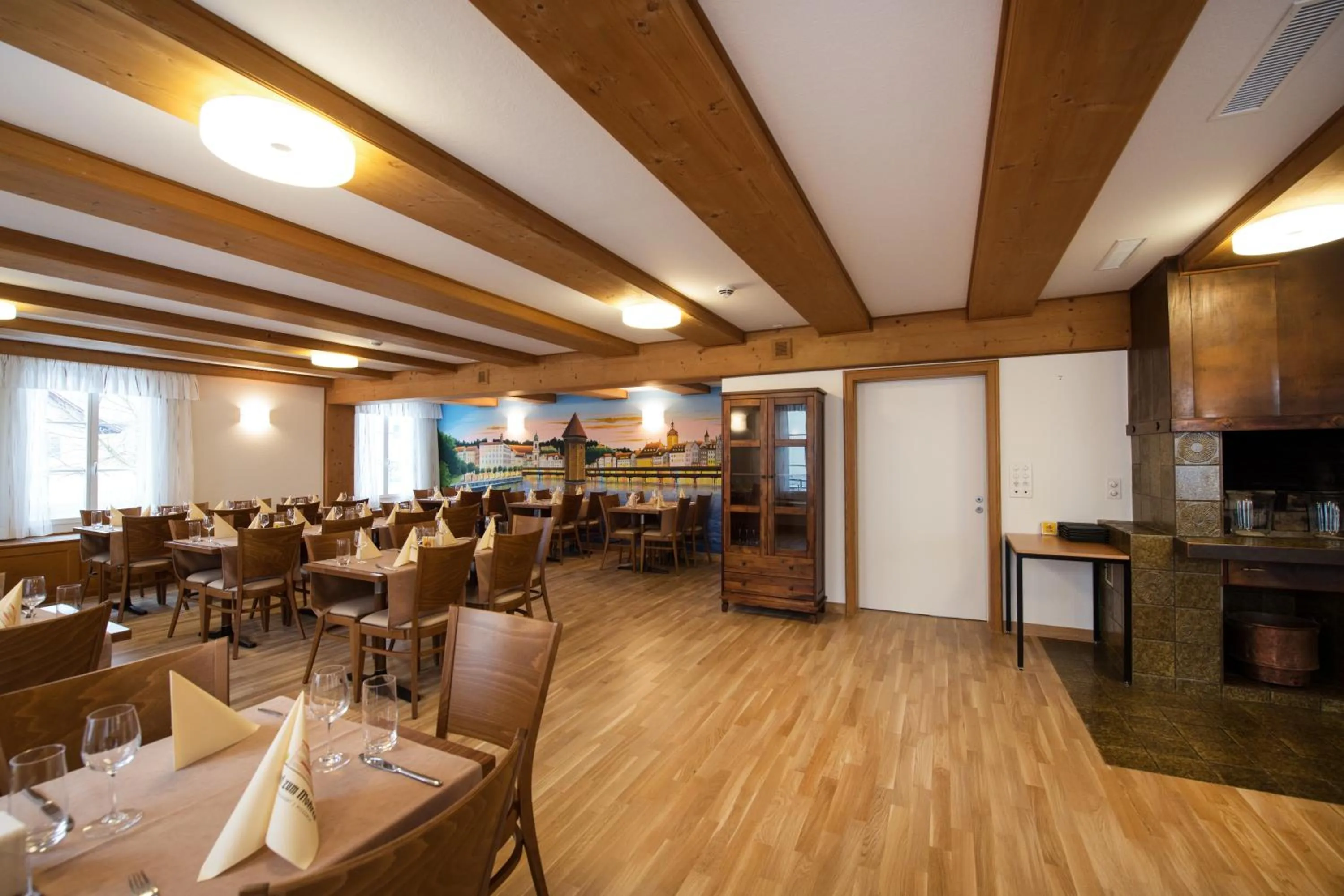 Restaurant/places to eat in Gasthof zum Mohren