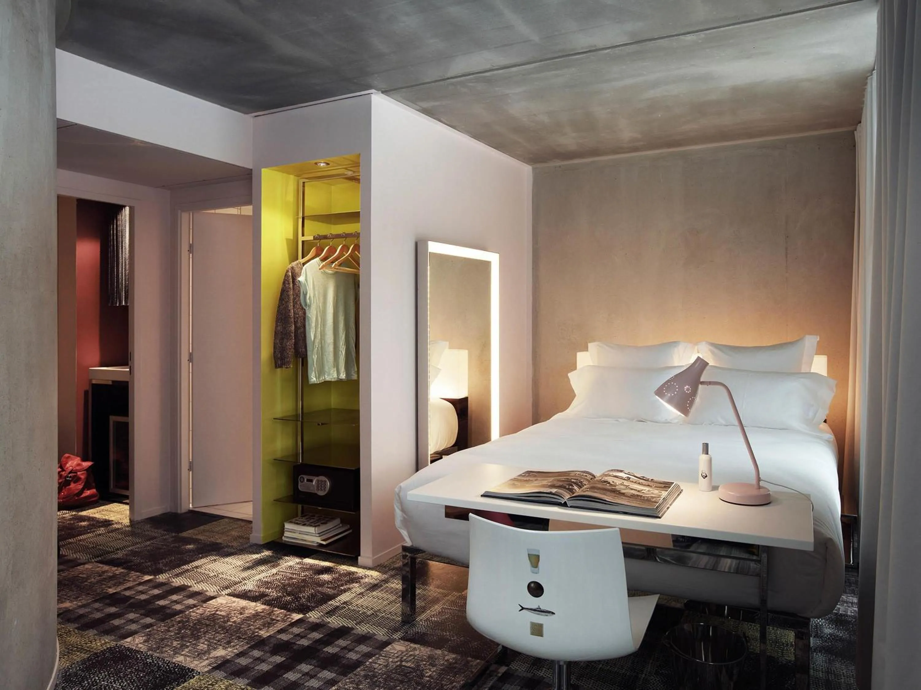 Bedroom, Bed in Mama Shelter Marseille